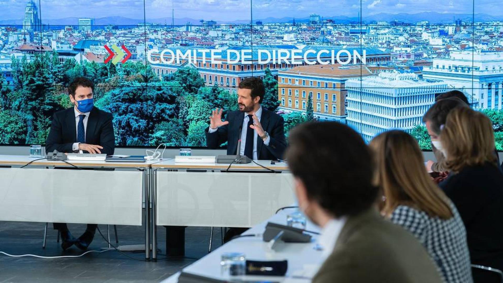 El PP pide a Sánchez que solucione sus "líos" con Podemos antes de hablar