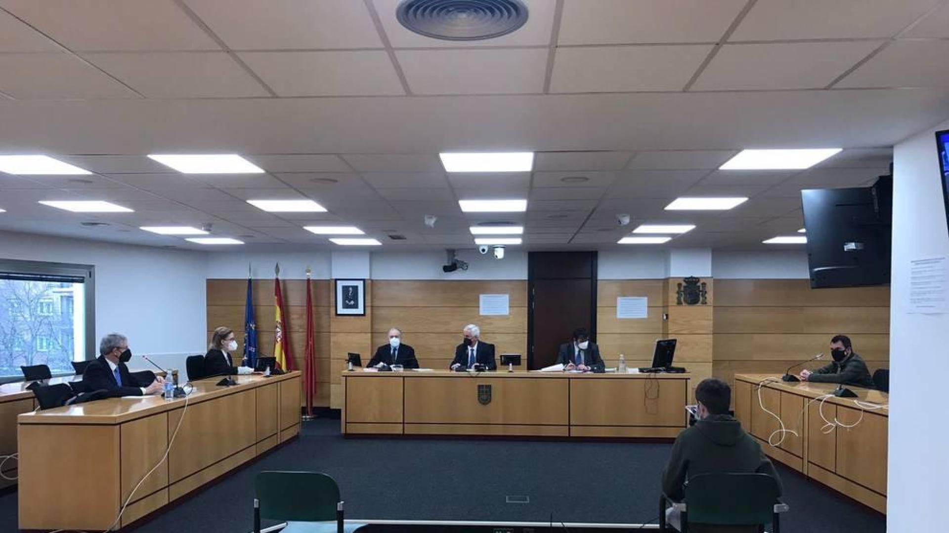 Condenado a dos años por atacar la web de Hacienda