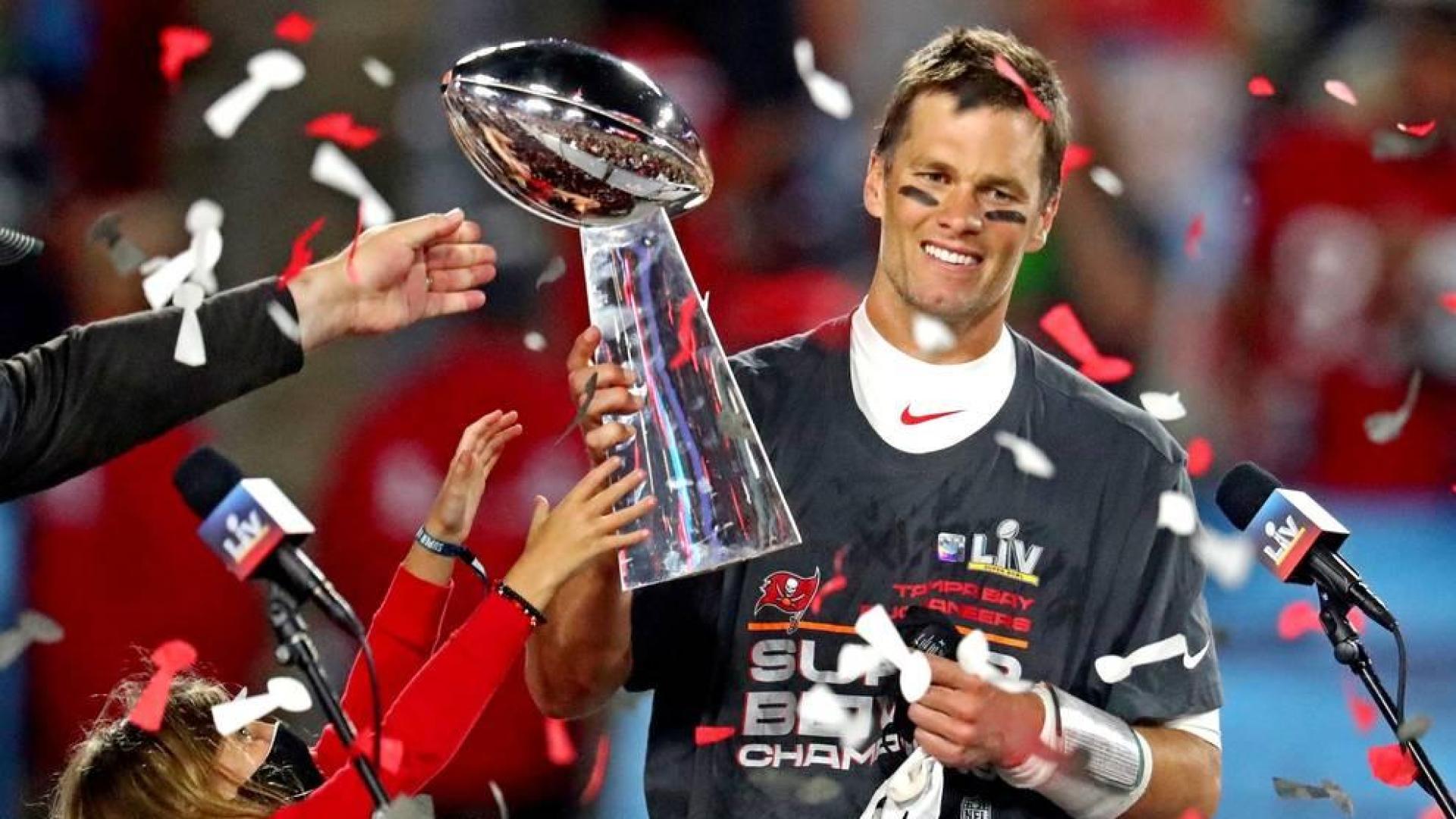 Venden por 1,32 millones un cromo de Tom Brady, el más caro de la historia