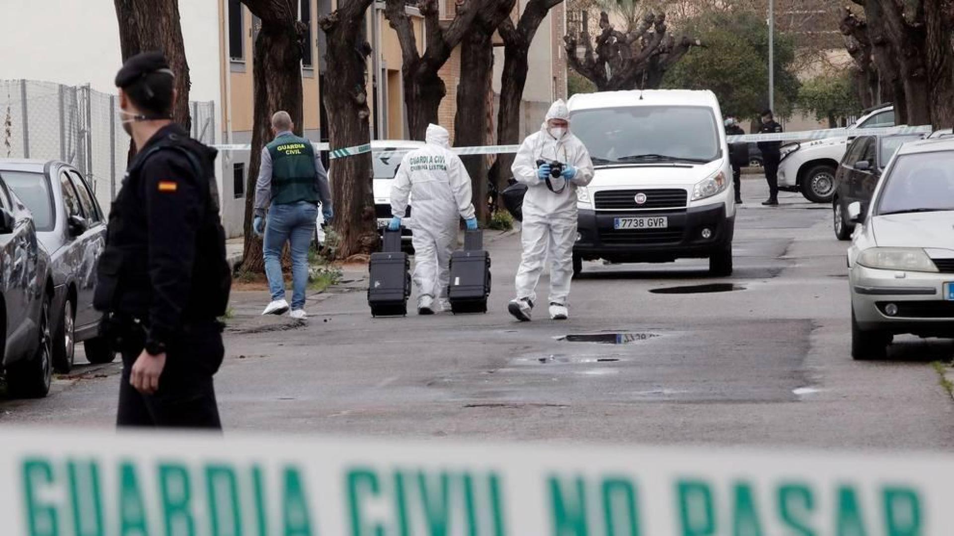 Herida grave una mujer tras ser apuñalada por su exmarido en Valencia