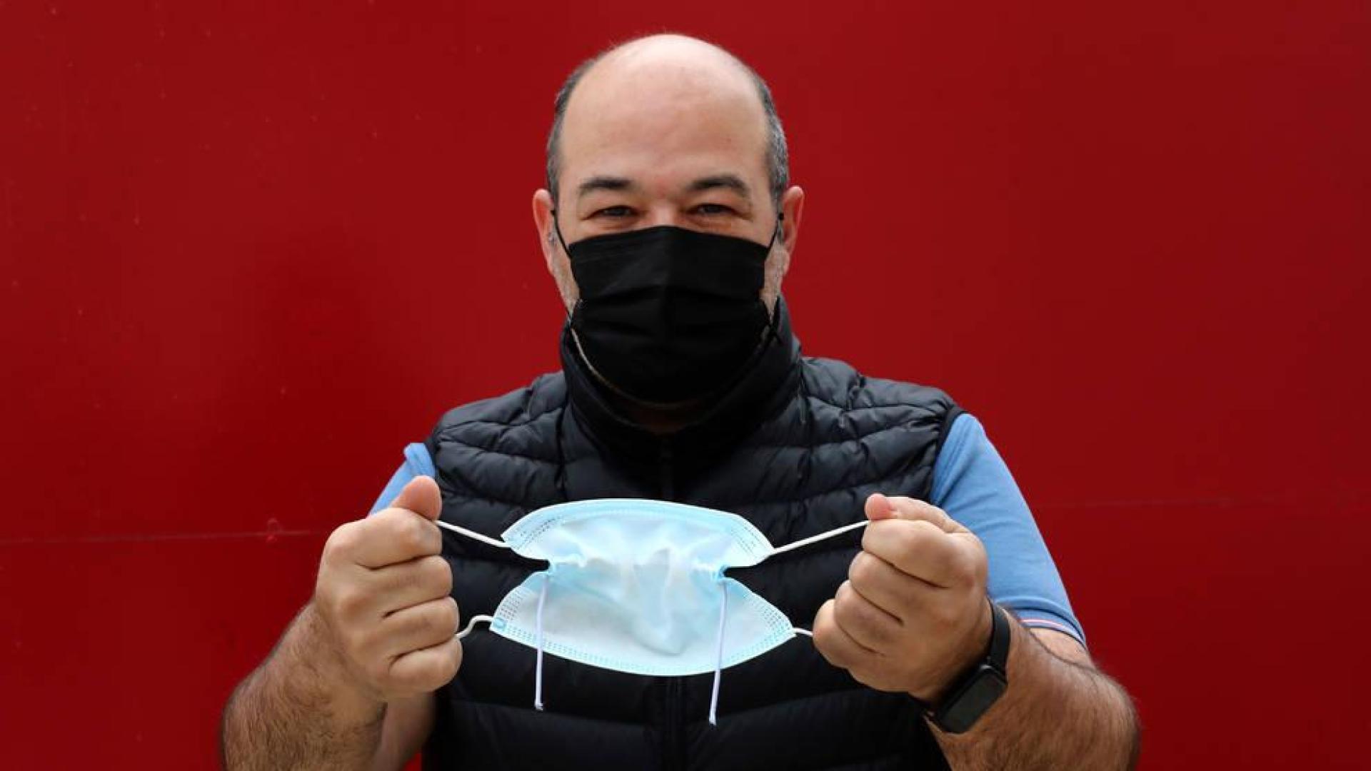 Un pamplonés patenta una mascarilla que busca mejorar la respiración