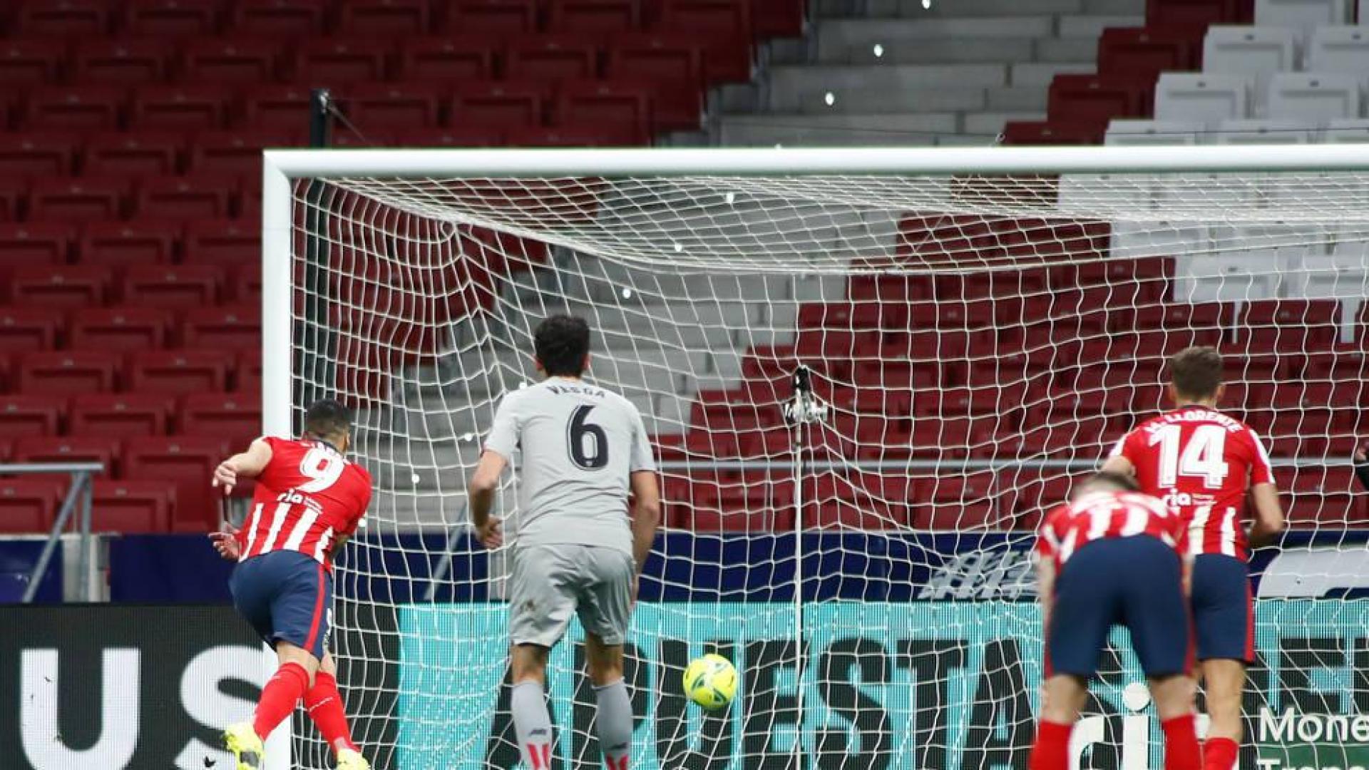 Llorente y Suárez inflan al Atleti