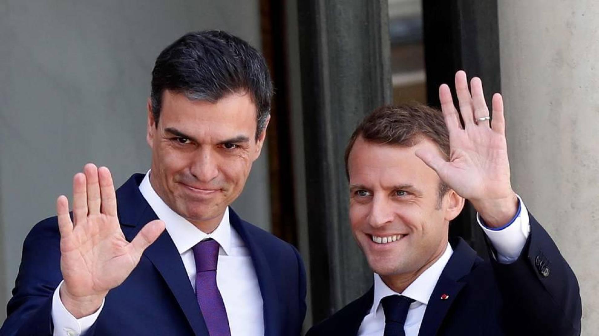 Macron recibe a Sánchez para tratar el problema migratorio en la UE