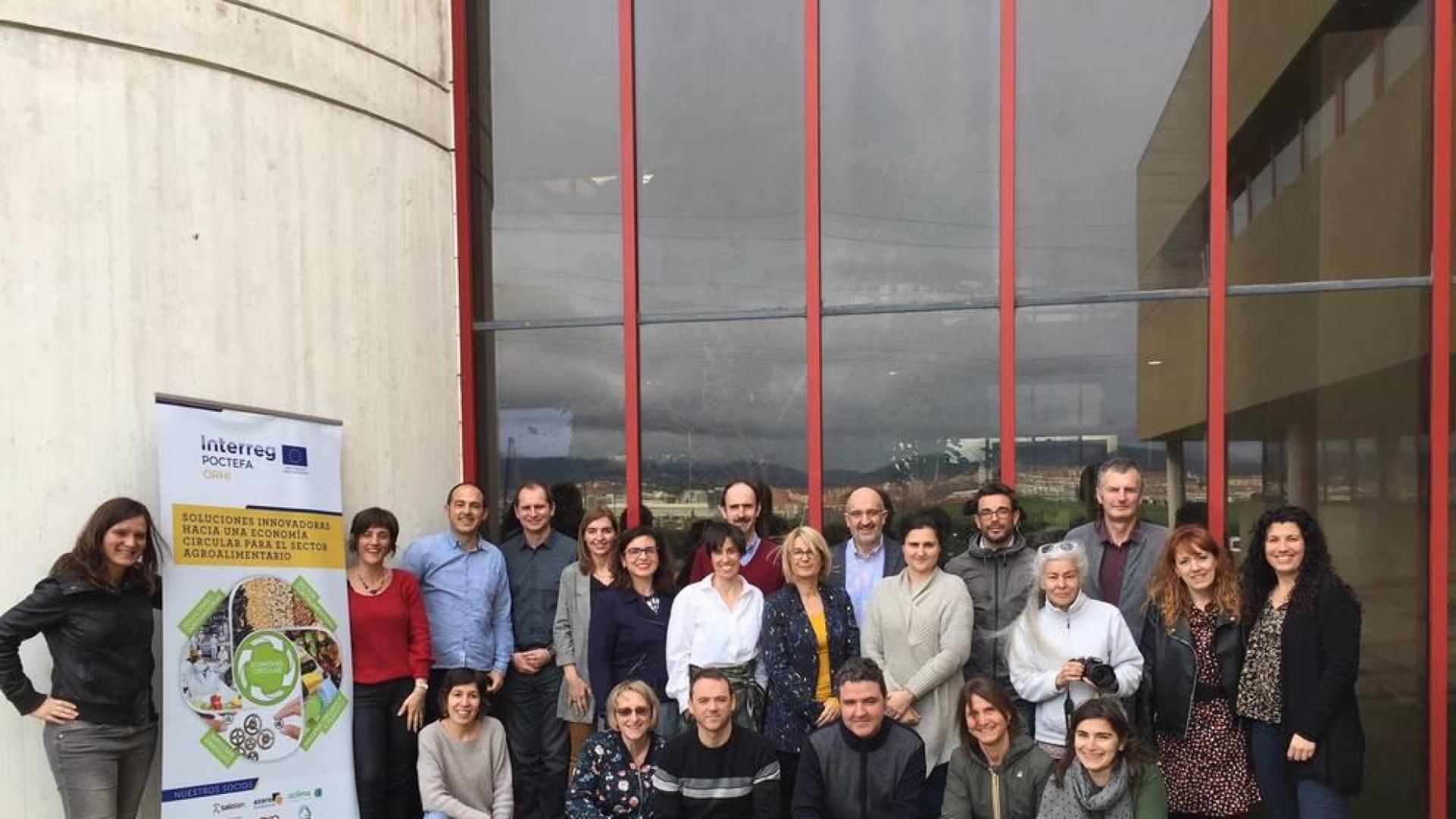 Una reunión anterior de participantes en el proyecto Orhi, en AIN