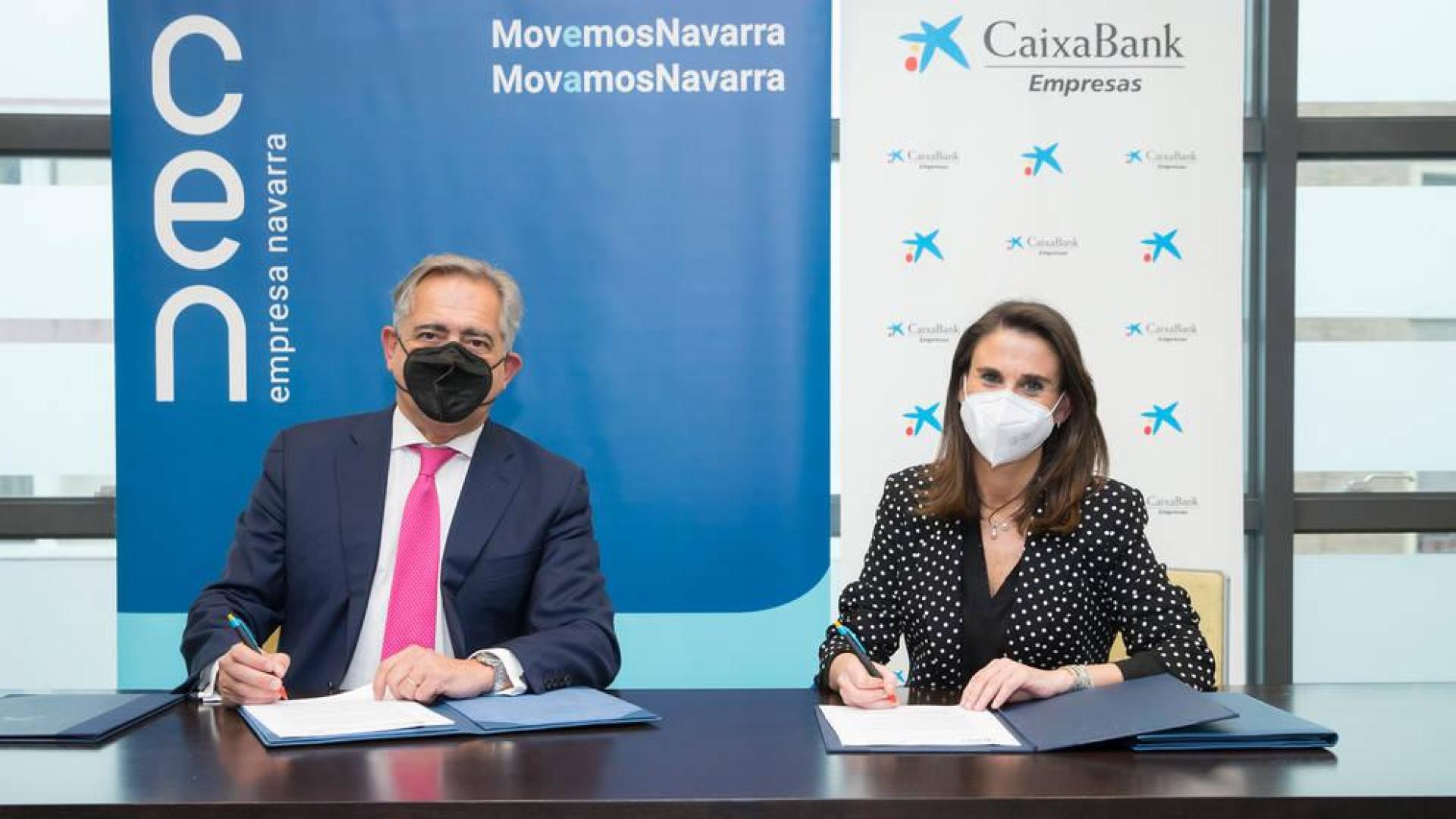 CaixaBank y la CEN ofrecen una línea de financiación de 850 millones a empresas