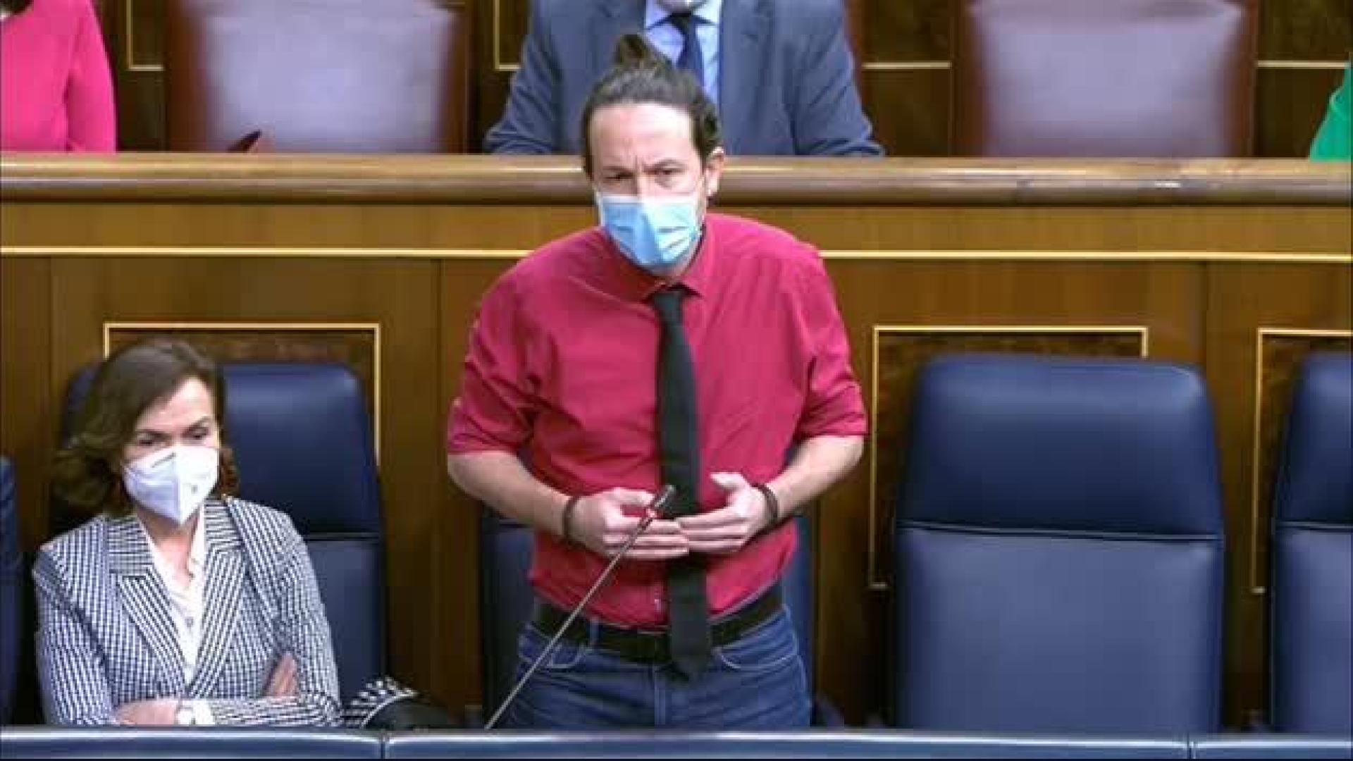 Pablo Iglesias: "¿Ha puesto usted la pasta o se la ha dado algún constructor?