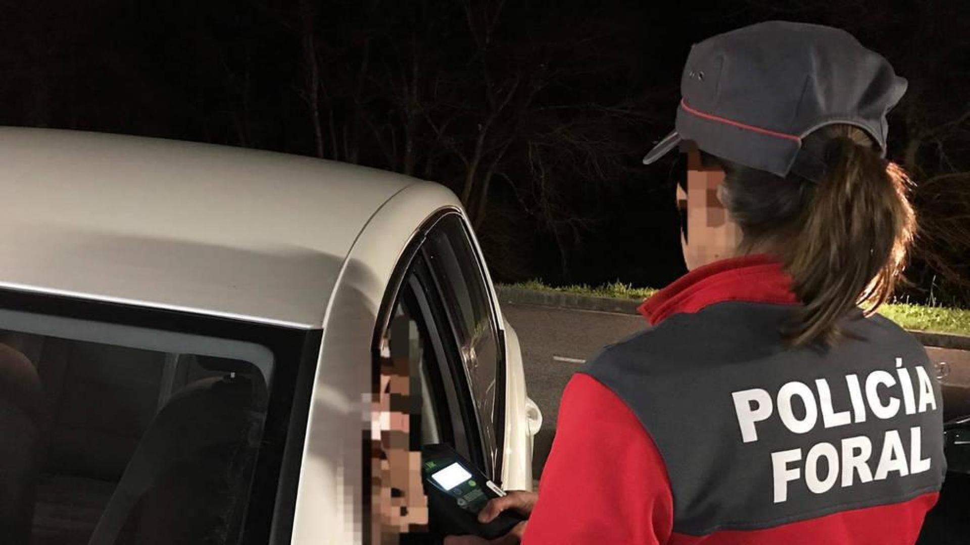 Investigado un hombre de 84 años tras huir de un accidente y dar positivo