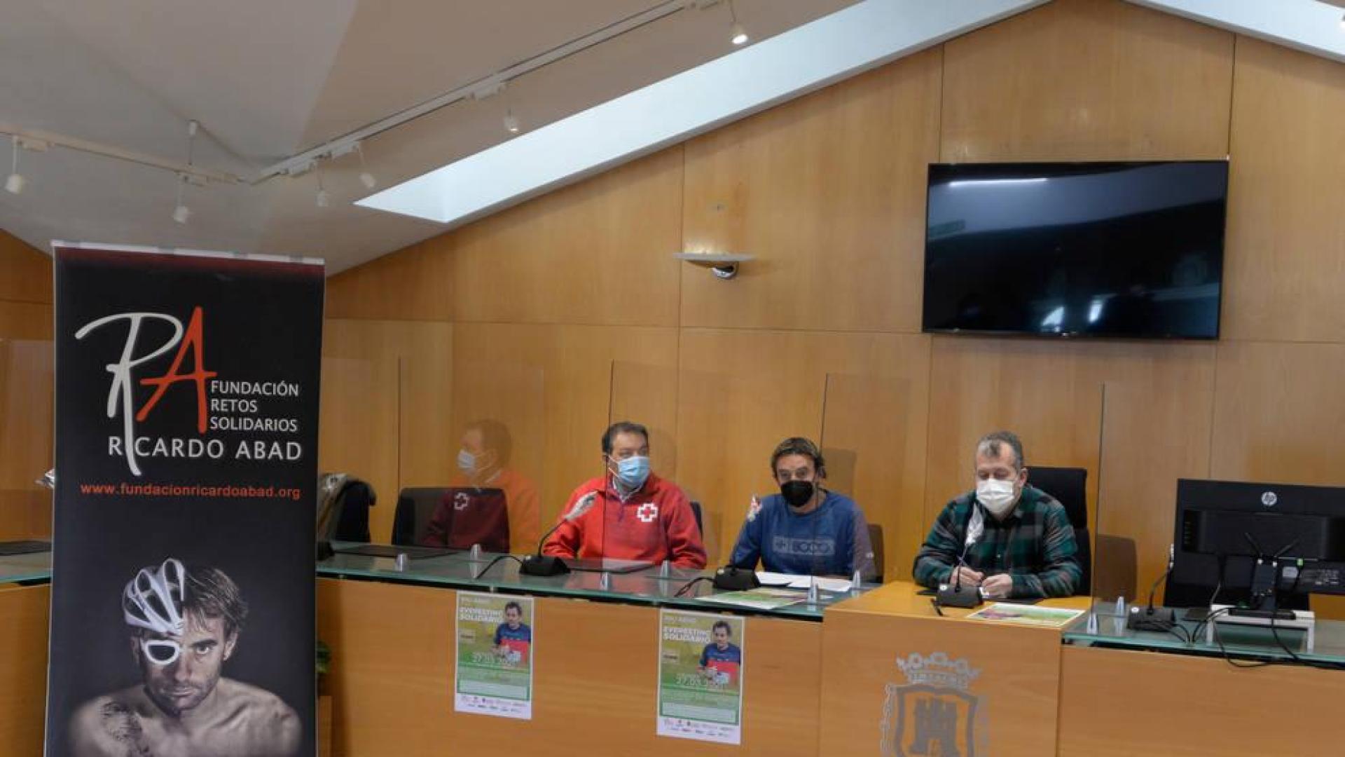 Ricardo Abad promueve una recogida de alimentos en un nuevo reto solidario