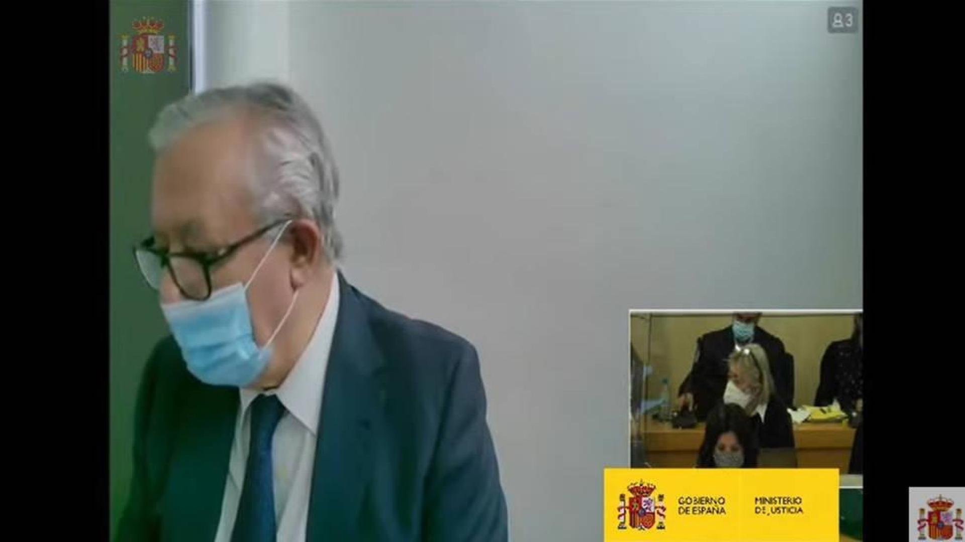 Arenas niega ante el tribunal haber recibido dinero negro del PP como complemento