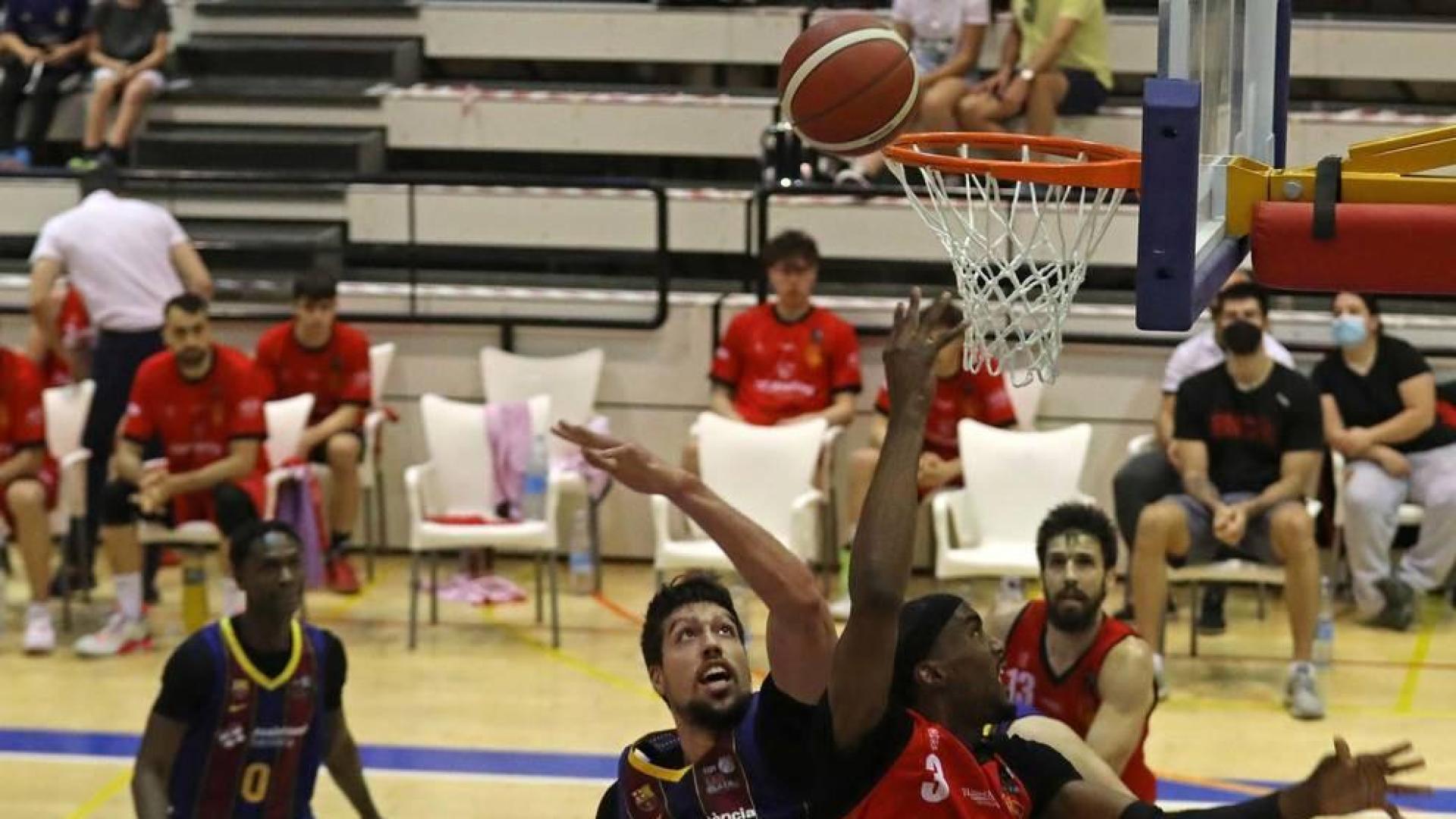 El Basket Navarra cae pero planta cara