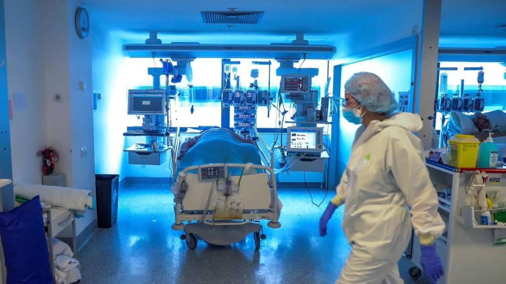 Sanidad notifica 7.041 nuevos casos, 82 muertes y un aumento de dos puntos en la incidencia, hasta 154