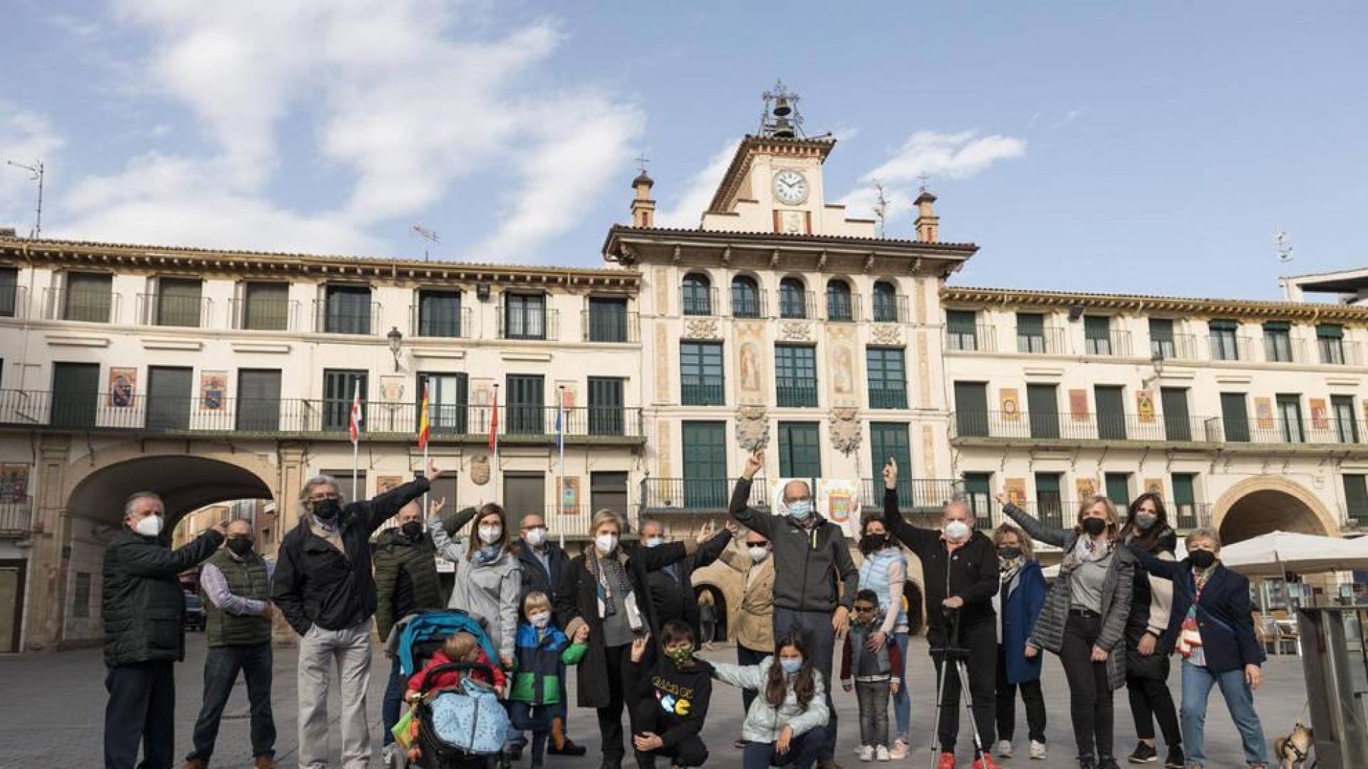 El Ángel de Tudela seguirá volando