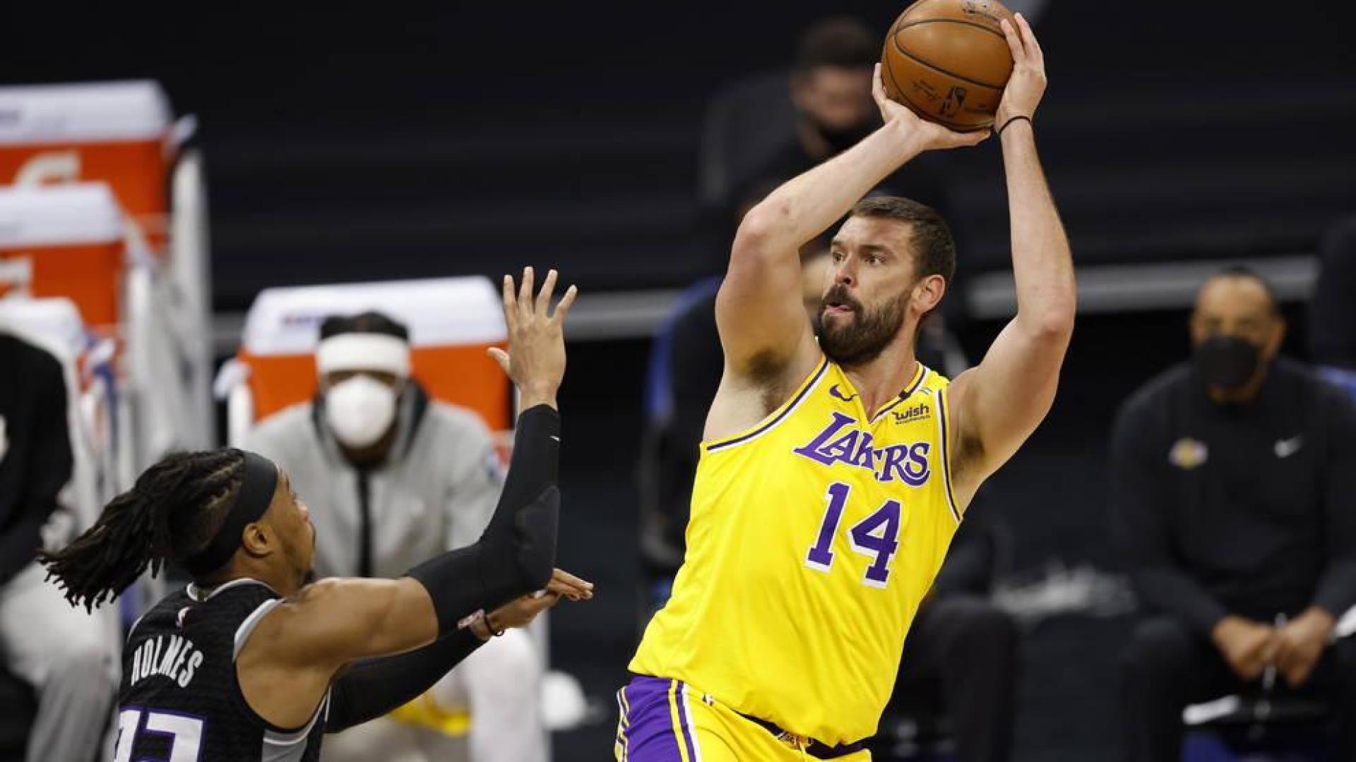Los Lakers recuperan la firmeza con Marc Gasol como titular