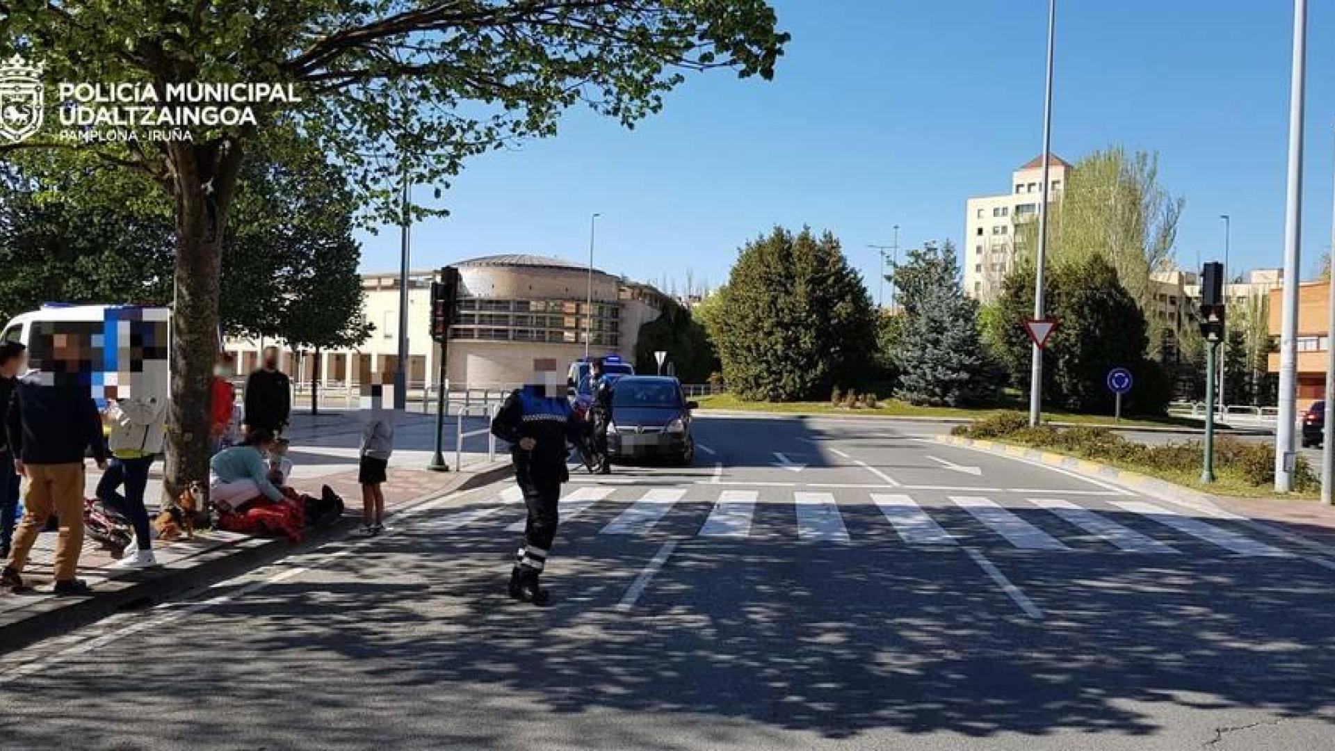Herido un chico de 14 años al sufrir un accidente cuando circulaba en bici en Pamplona