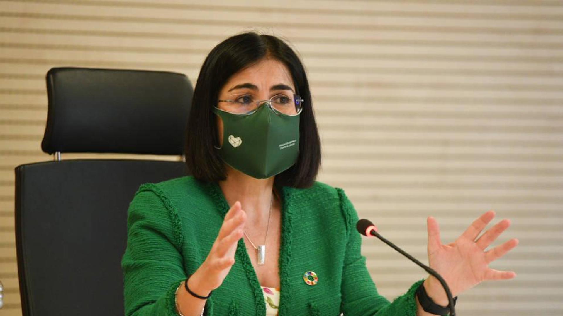 Darias: "Llegar al 70 % de vacunados en verano está al alcance de la mano"