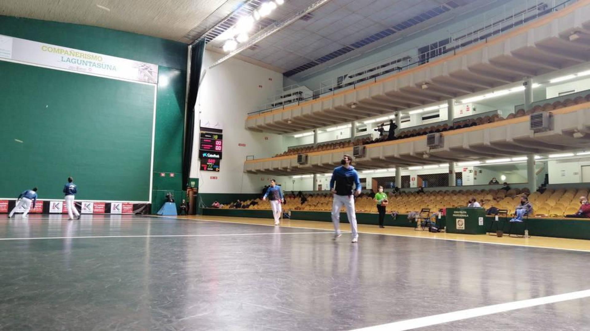 Primeras imágenes de la reapertura del frontón Labrit