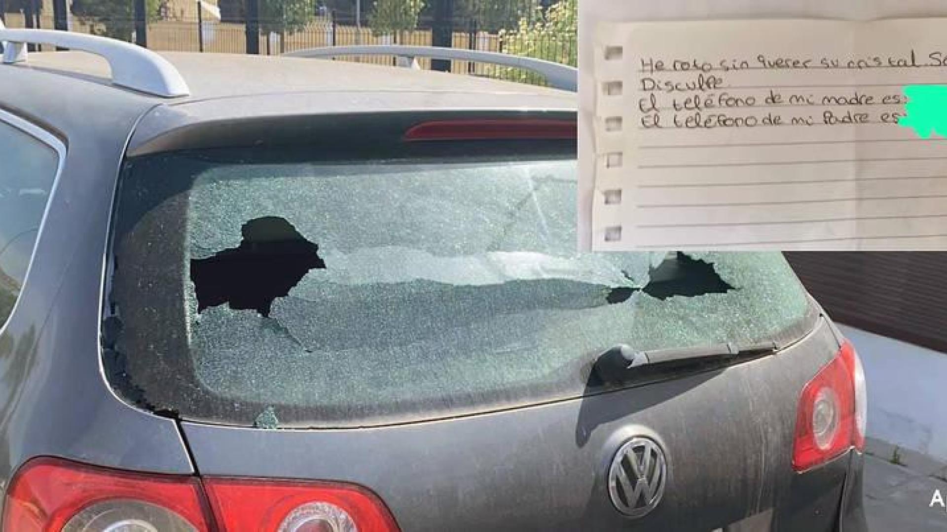 Conducta ejemplar de un niño tras romper la luna de un coche