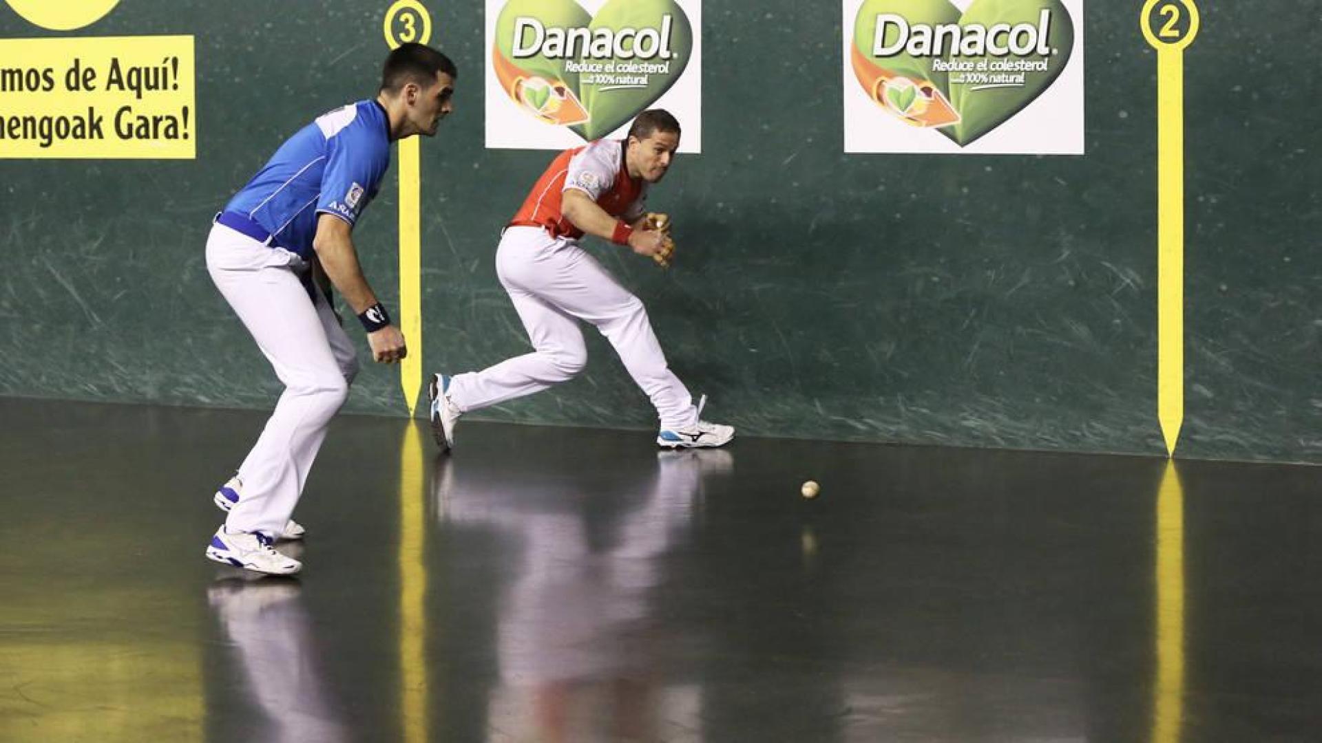Ezkurdia-Galarza completan las semifinales