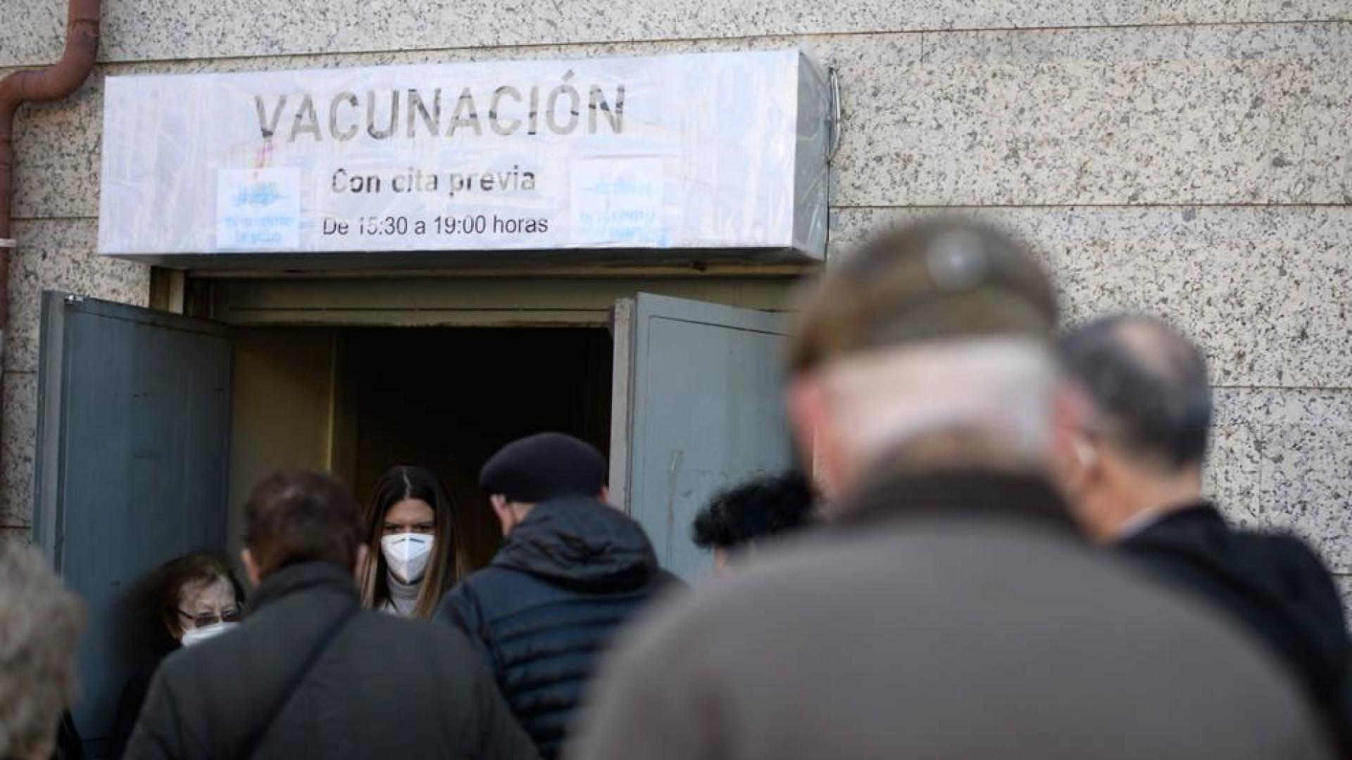 Sanidad notifica 22.744 casos y 197 muertes, con la incidencia rozando 200