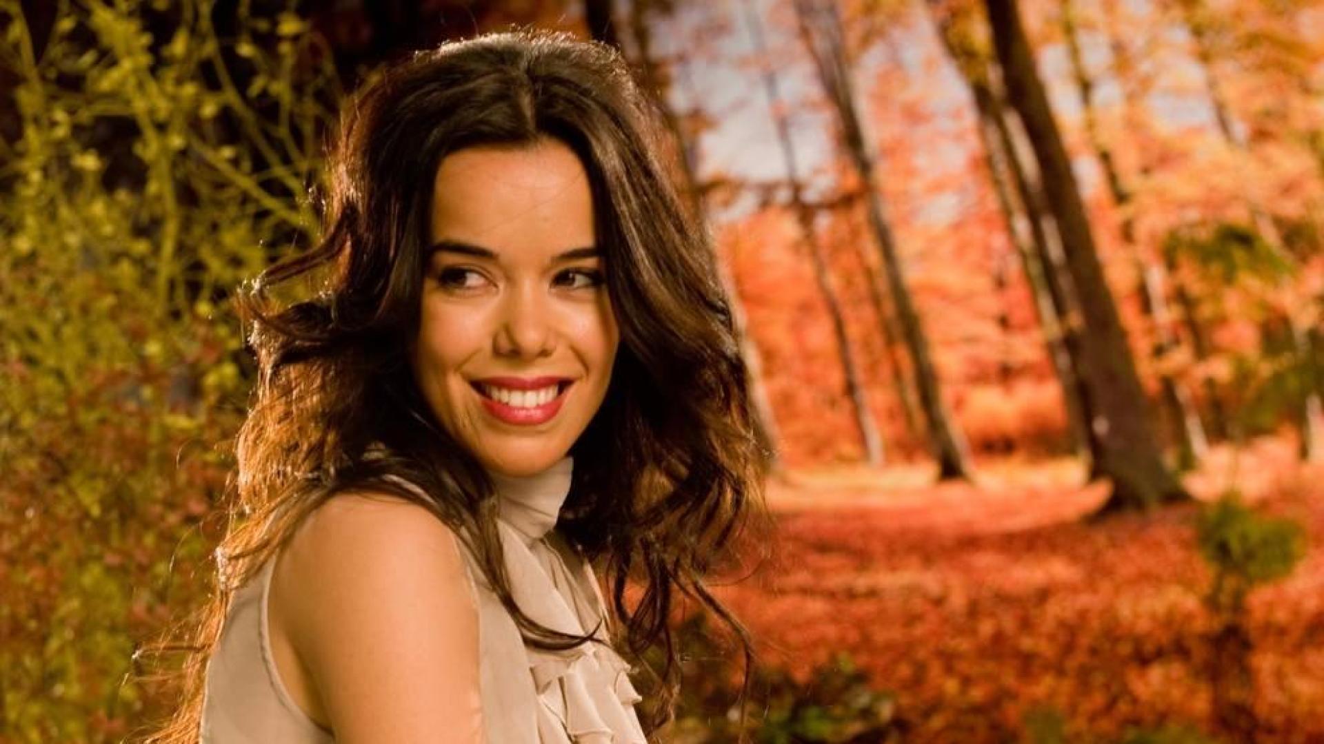 Beatriz Luengo y Yotuel Romero comparte la primera foto de su hija Zoë