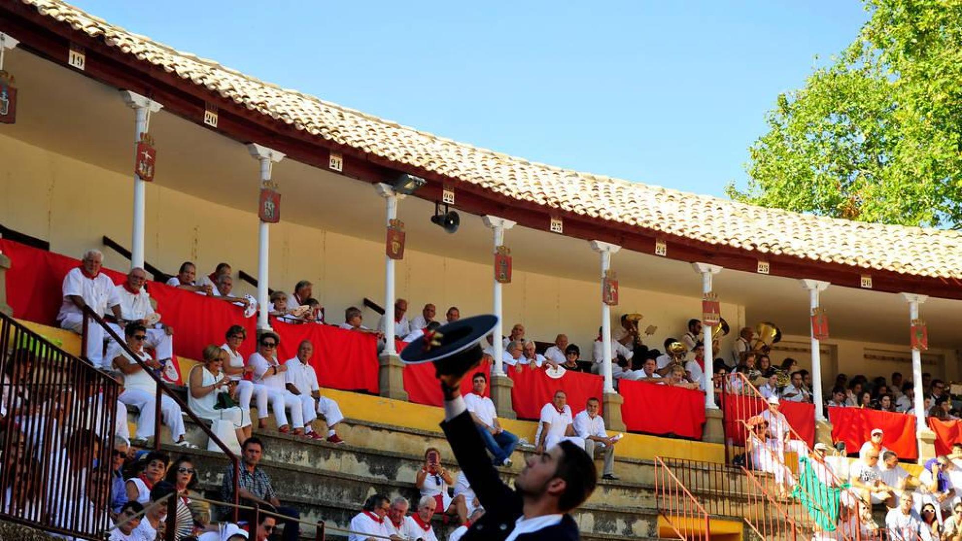 Tafalla habrá adecuado en verano la plaza de toros a la normativa anti incendio