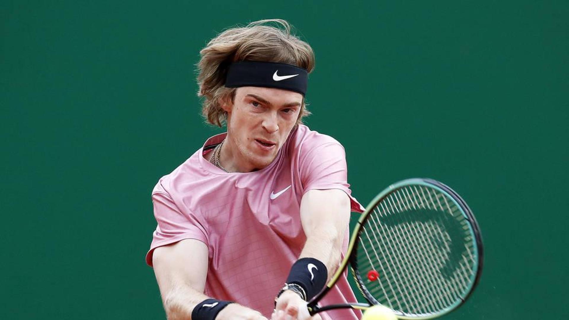 Rublev apea a Nadal en Montecarlo