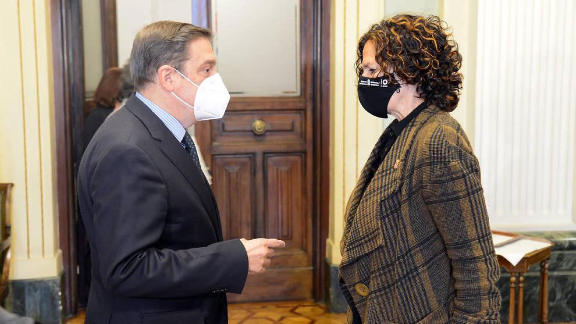 La consejera Gómez y el ministro Planas muestran su sintonía sobre la nueva PAC