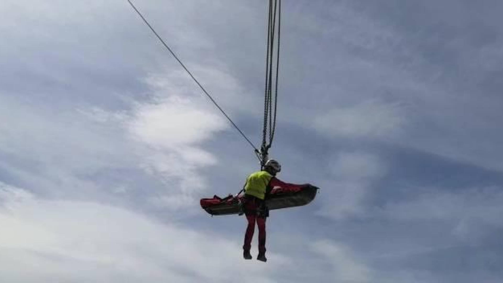 Grave un trabajador al caer de 6 metros en una obra de Etxarren (Arakil)