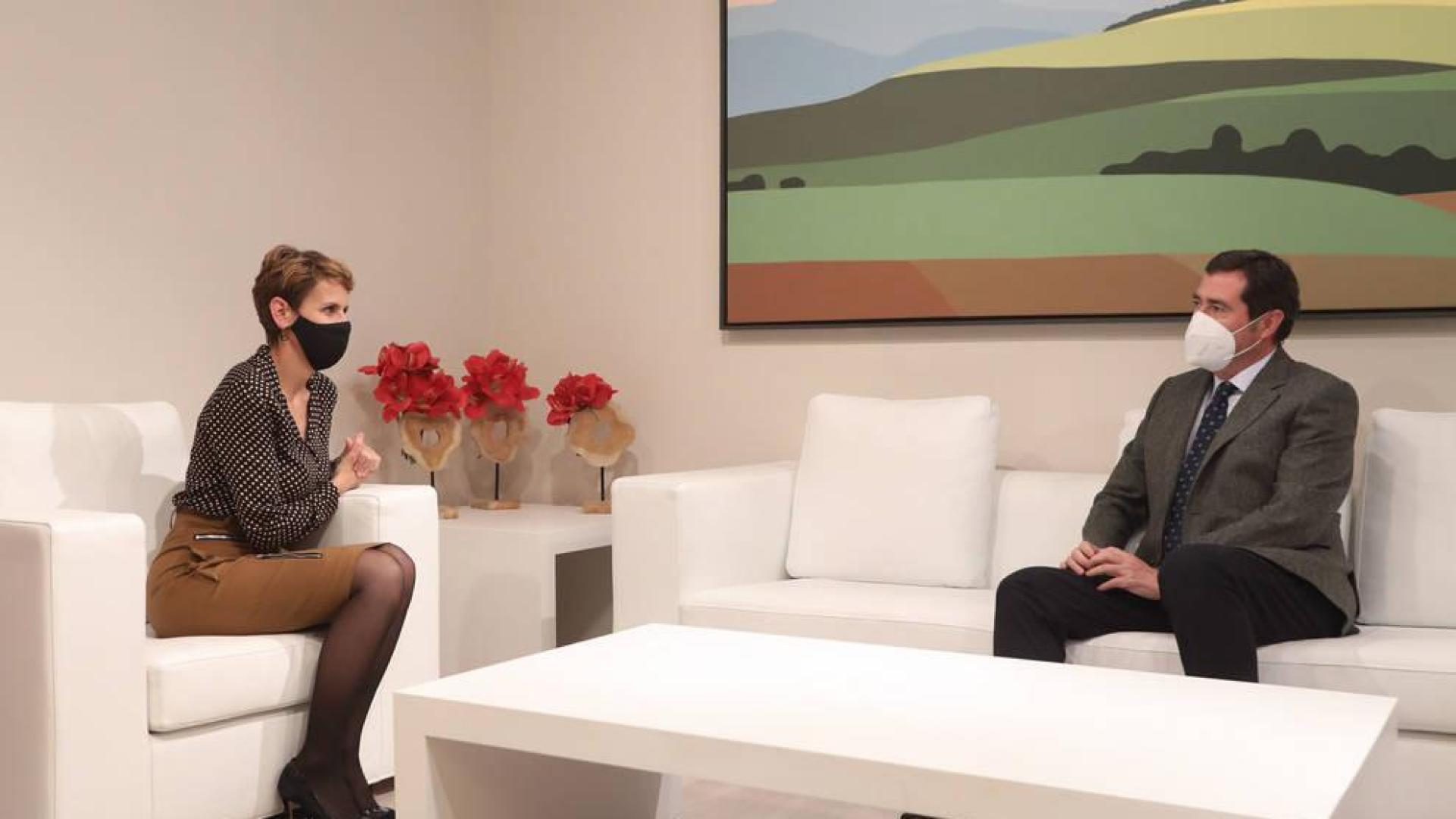 Chivite y Garamendi coinciden en "la necesaria colaboración público-privada" para hacer frente a la crisis