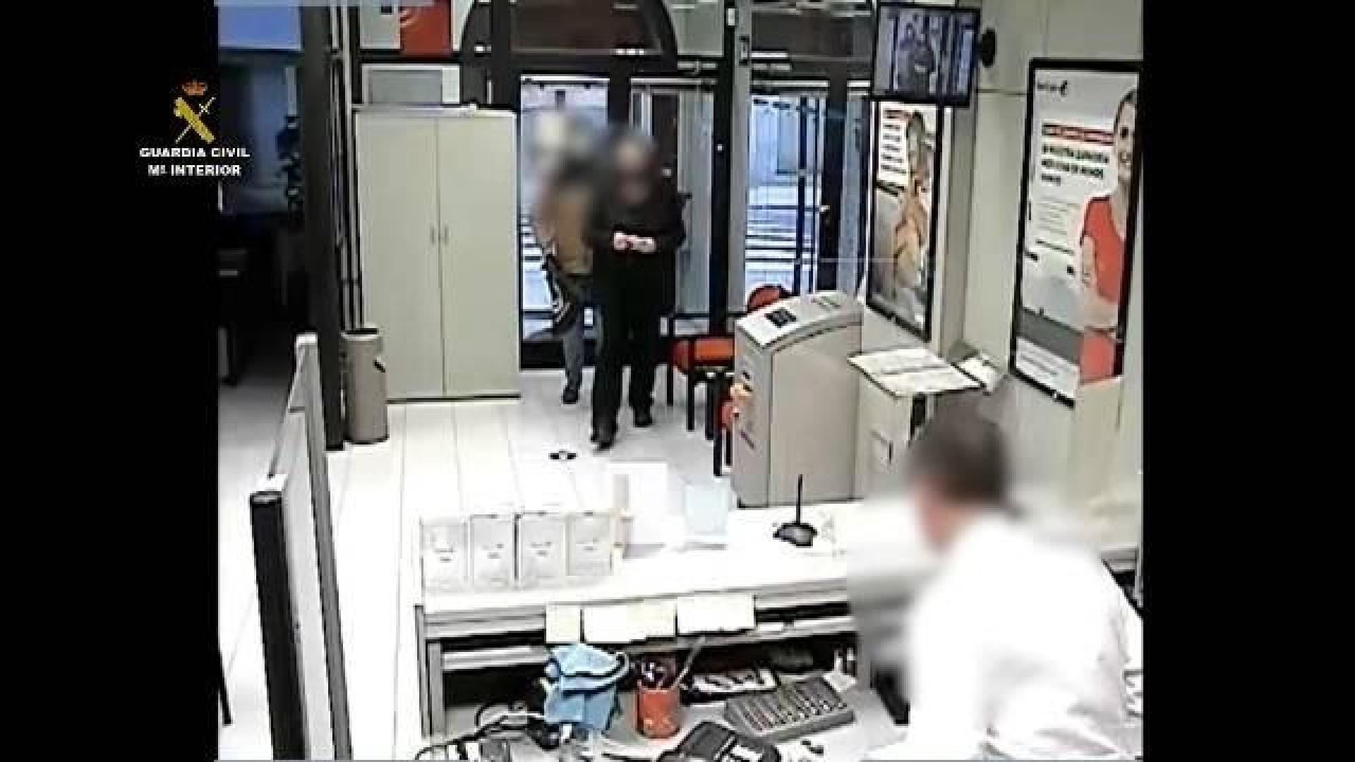 Dos detenidos por atracar dos bancos en Navarra y uno en Zaragoza