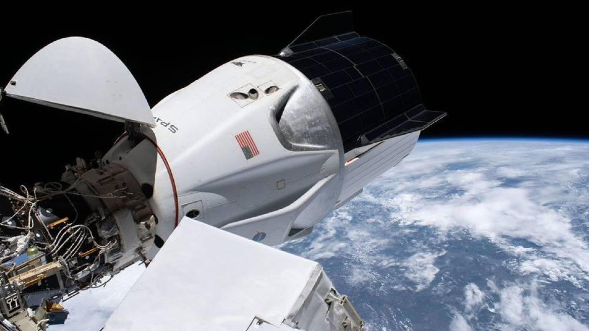 La Crew-1 se separa de la estación espacial e inició su regreso a casa