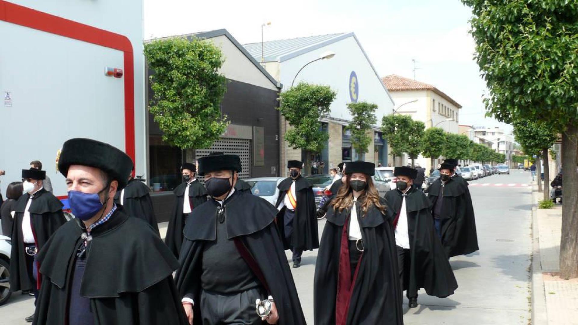 Patricia Trincado, primera mujer en la Cofradía de los Ballesteros