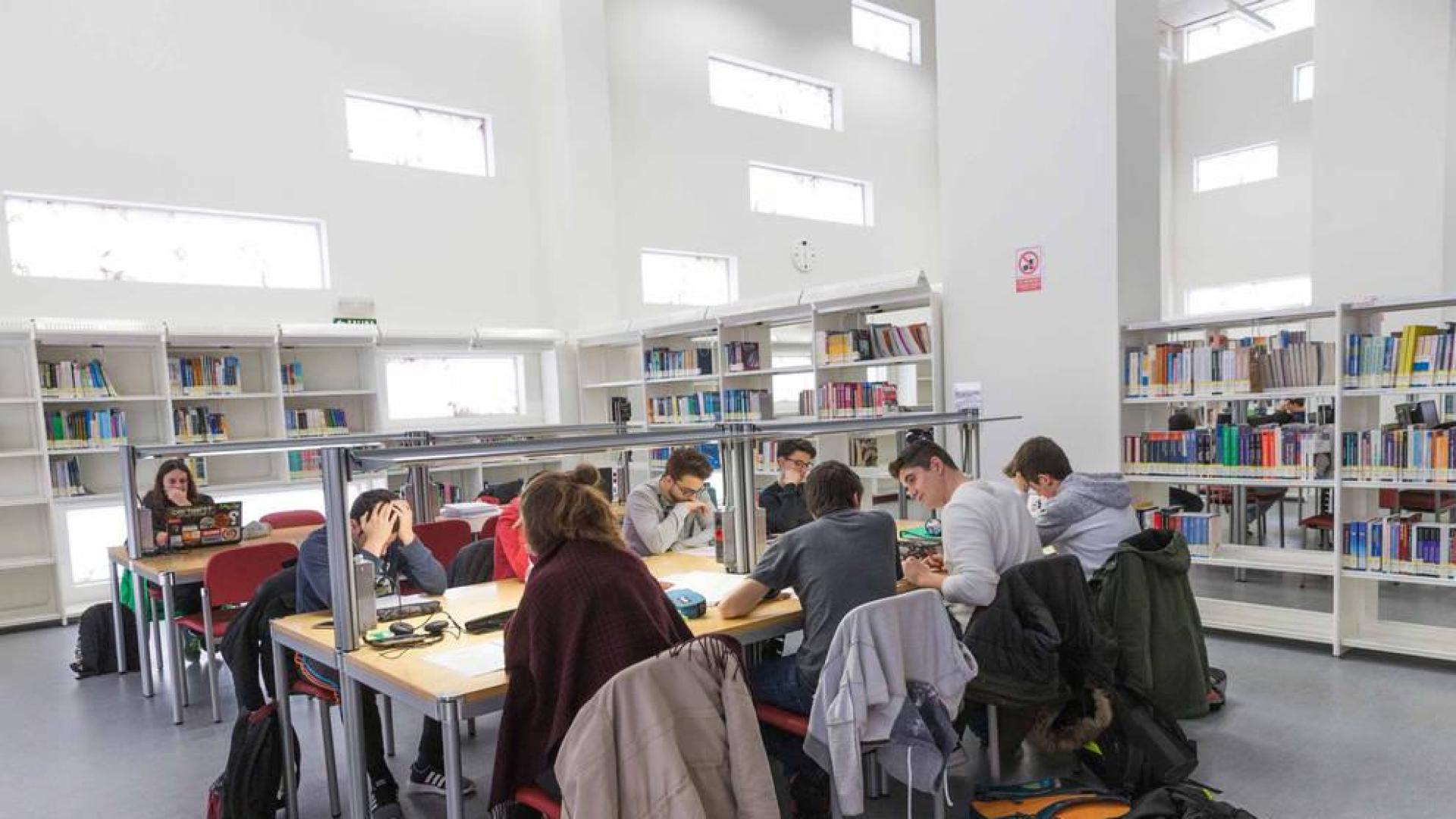 Salud y Educación recomiendan posponer las graduaciones para evitar situaciones de riesgo