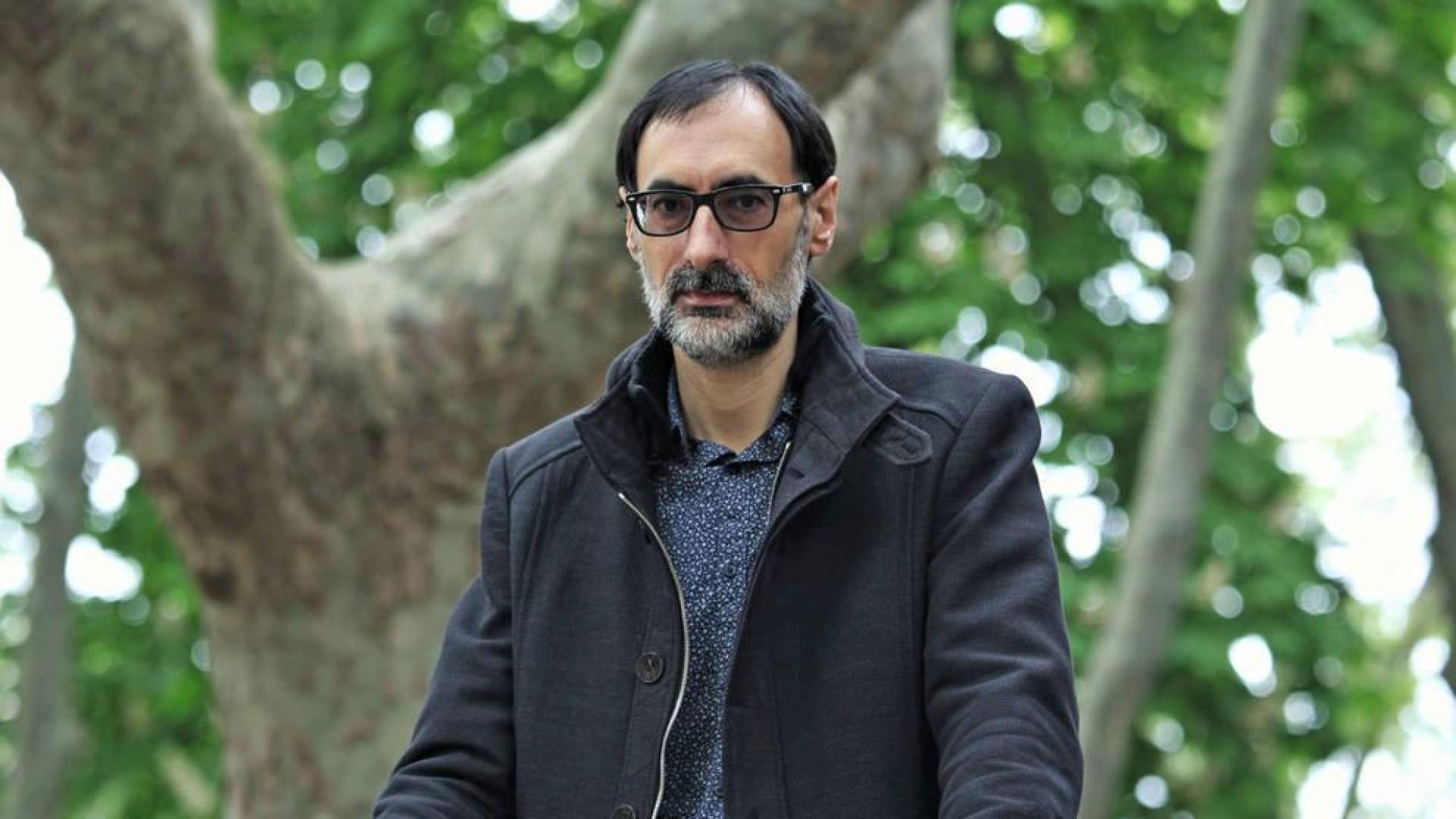 Santiago Martínez-Magdalena: "Mi libro es un artefacto insecticida que no deja al lector sitio para anidar"