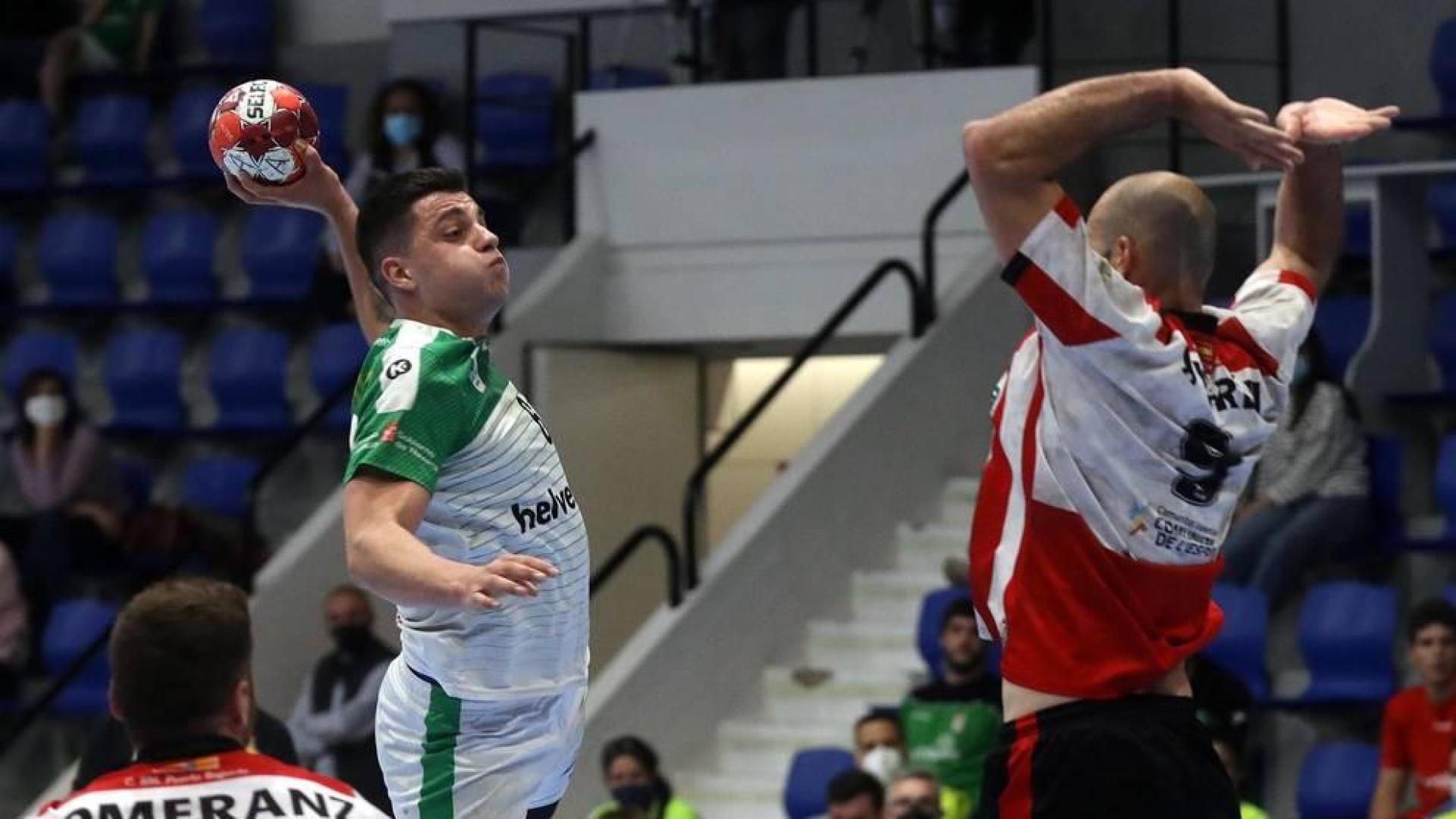 El Helvetia Anaitasuna venció de forma clara al Fertiberia Puerto Sagunto (33-28) y volvió a ganar tras cuatro derrotas consecutivas.