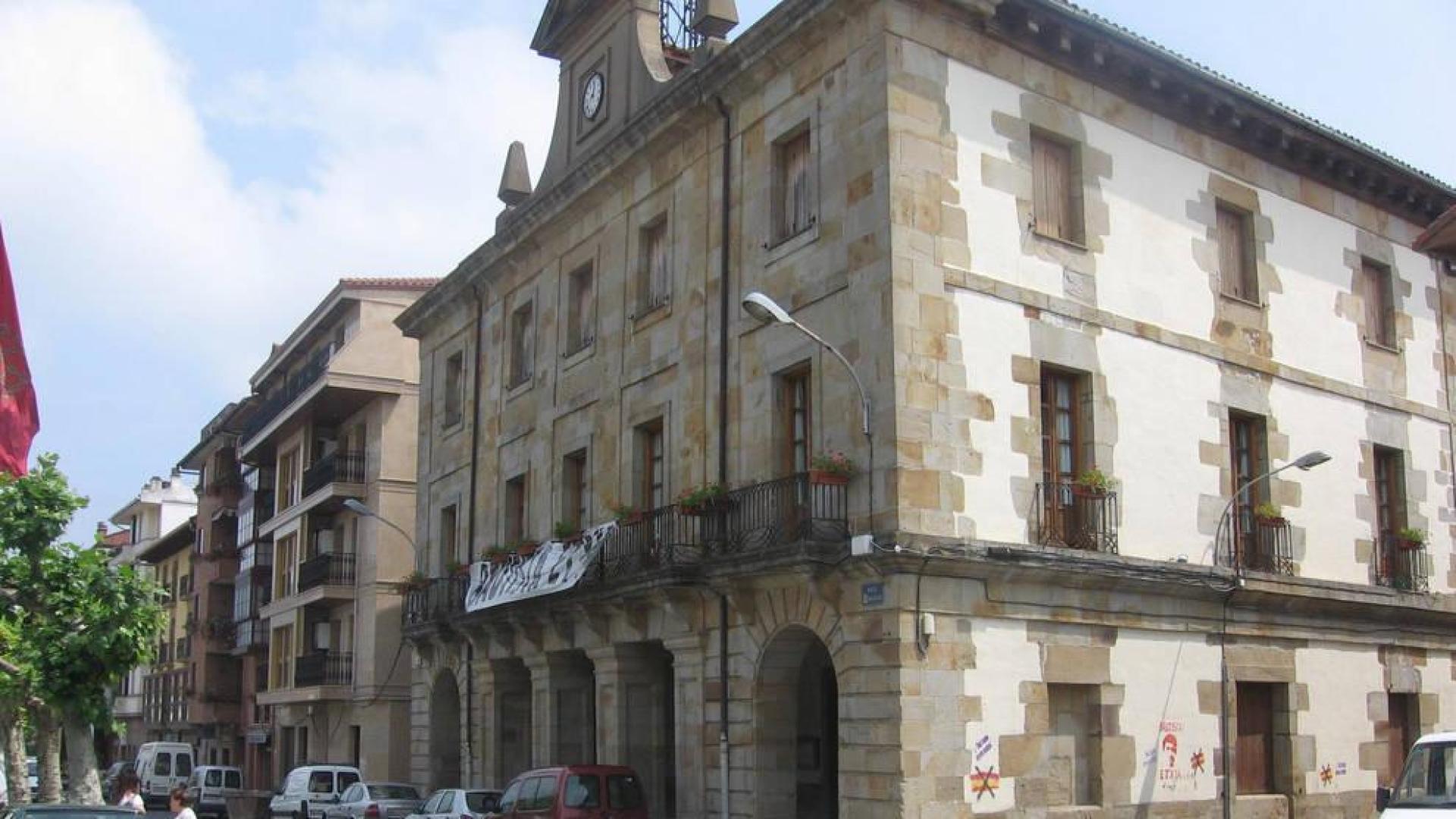 Campaña para mantener limpio Etxarri Aranatz