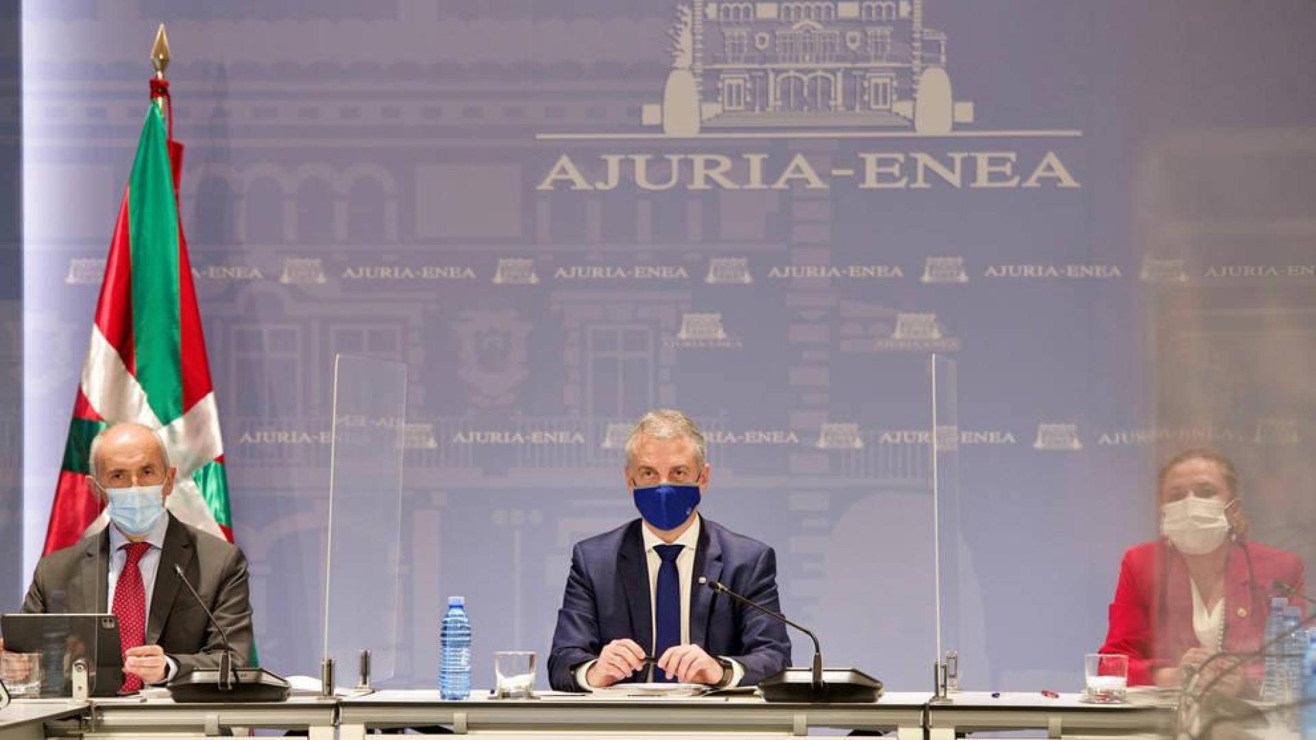 El lehendakari Iñigo Urkullu ha presidido la reunión del comité asesor del Plan de Protección Civil de Euskadi para informar de las restricciones que se aplicarán en Euskadi a partir del domingo, cuando decaiga el estado de alarma.
