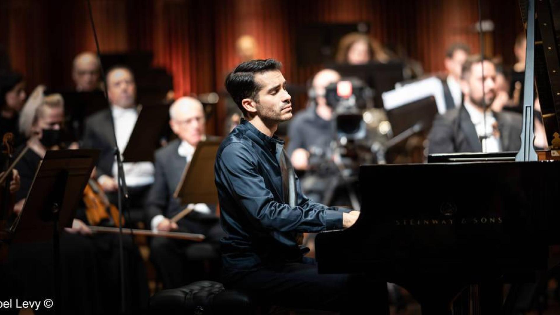 Juan Pérez Floristán: “Ganar el concurso Arthur Rubinstein es como llevarte el Oscar de los pianistas”