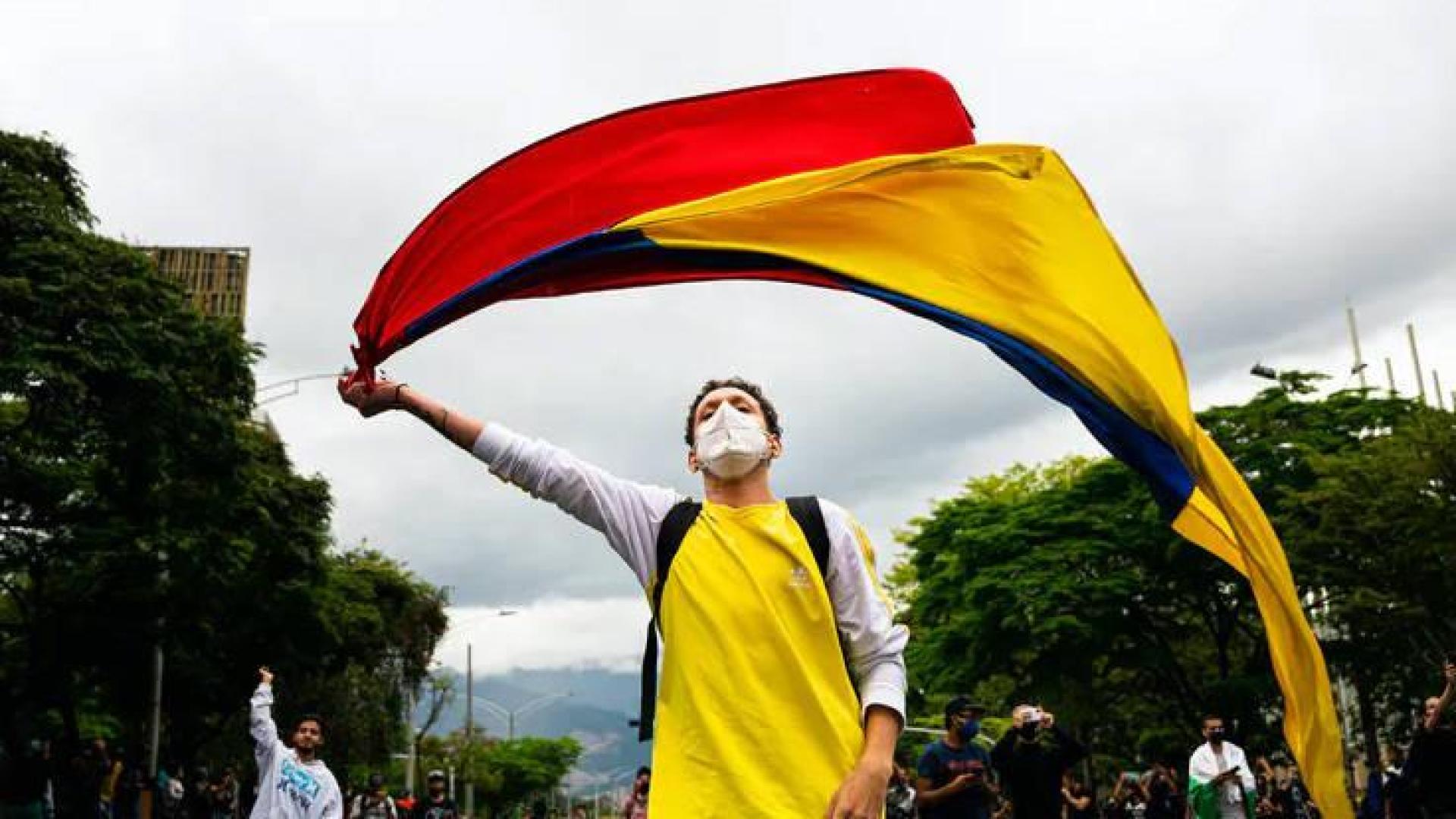 Protestas en las calles de Medellín, Colombia.