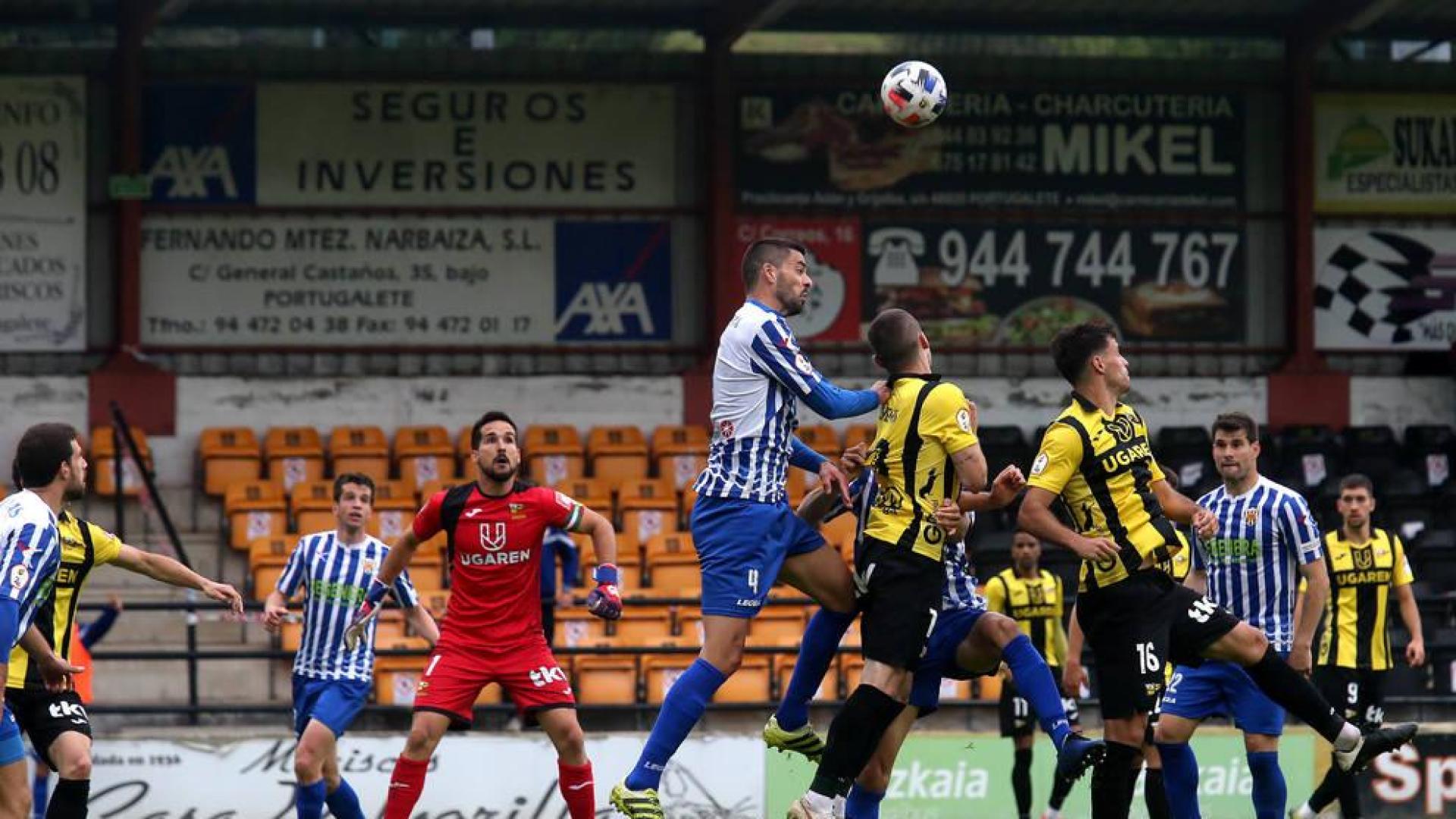 Otro salto mayúsculo del Izarra hacia la permanencia
