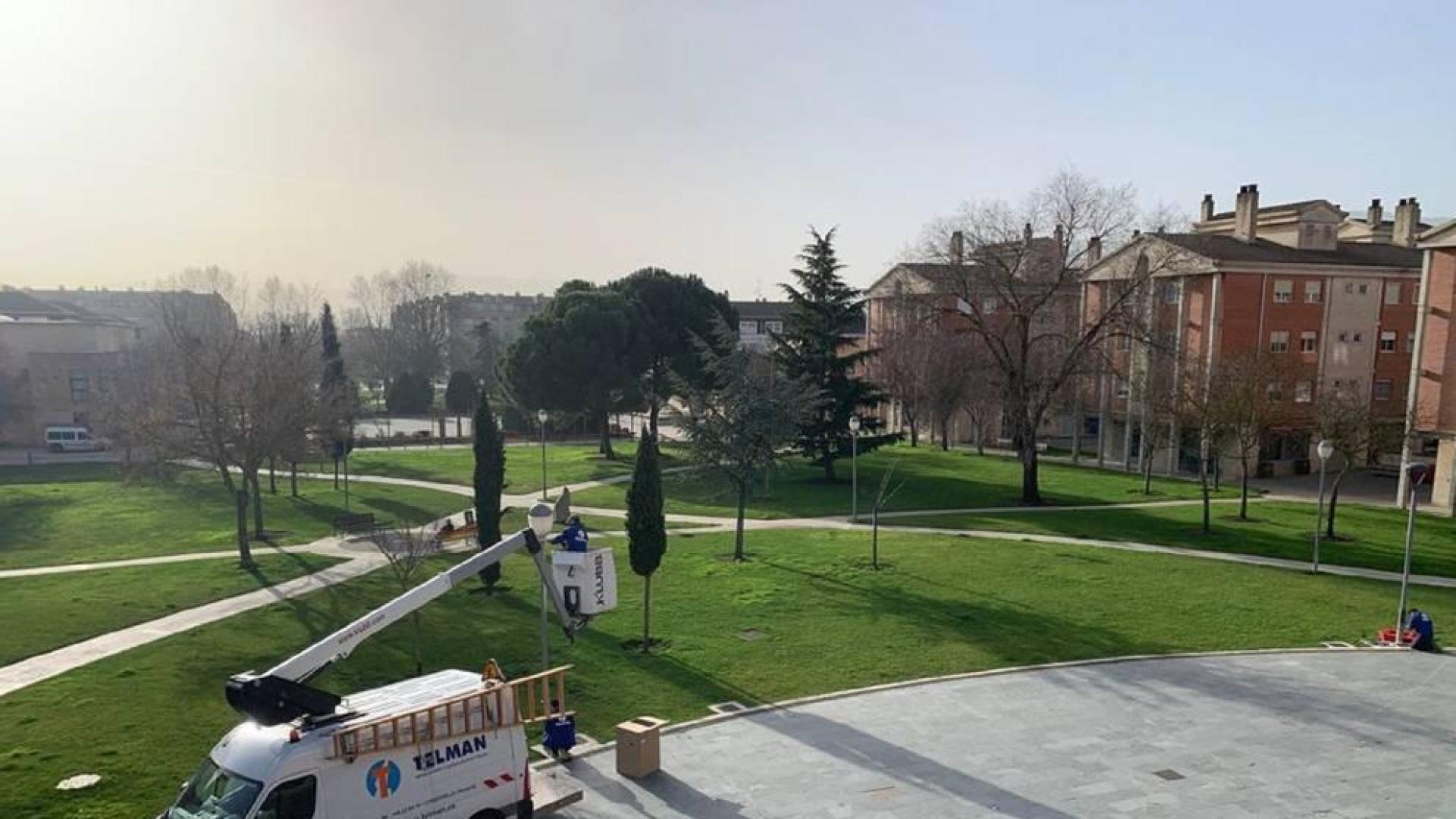 Zizur Mayor sustituye parte del alumbrado público de la urbanización