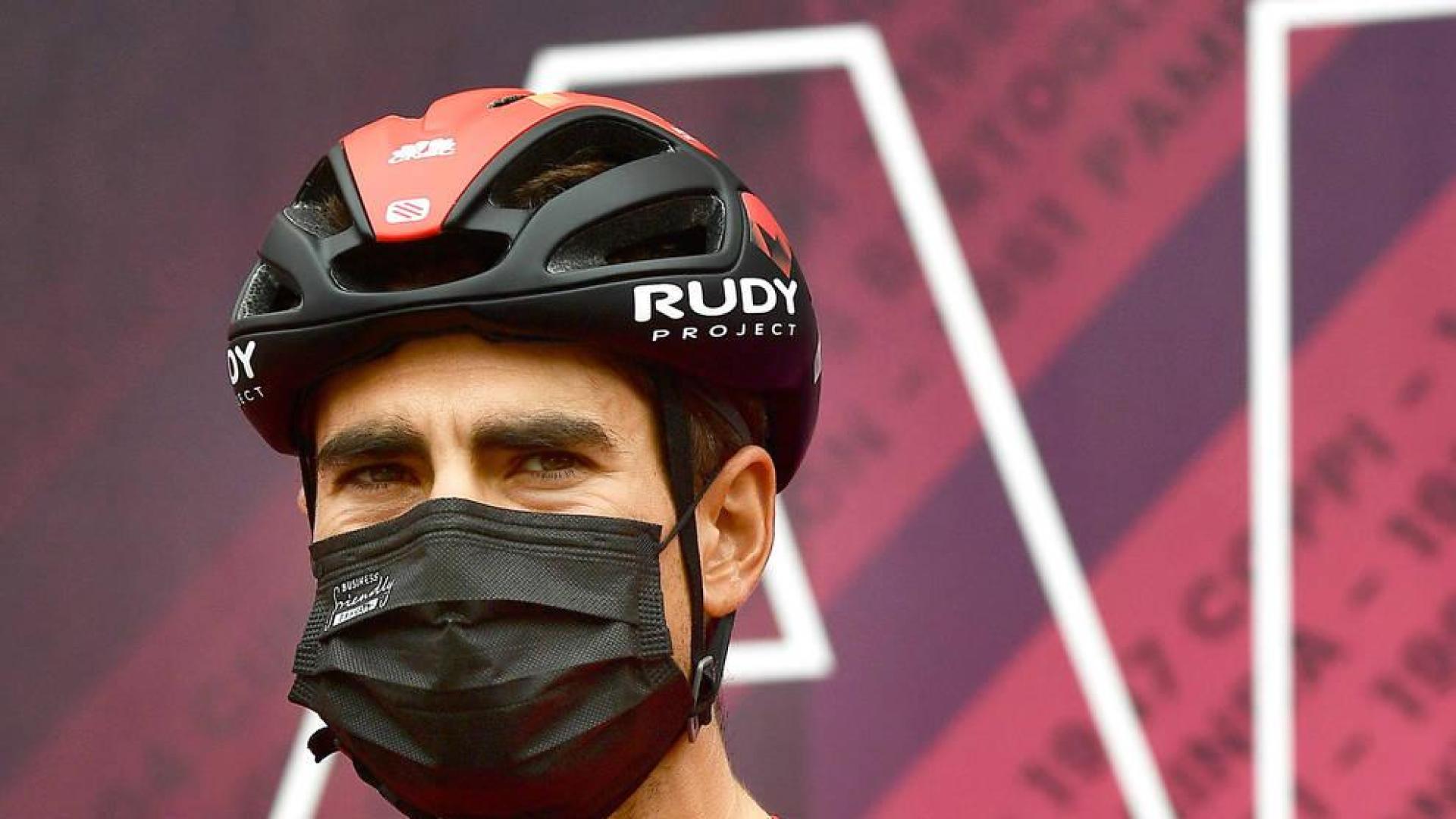 Mikel Landa, trasladado a un hospital tras una dura caída en el Giro de Italia
