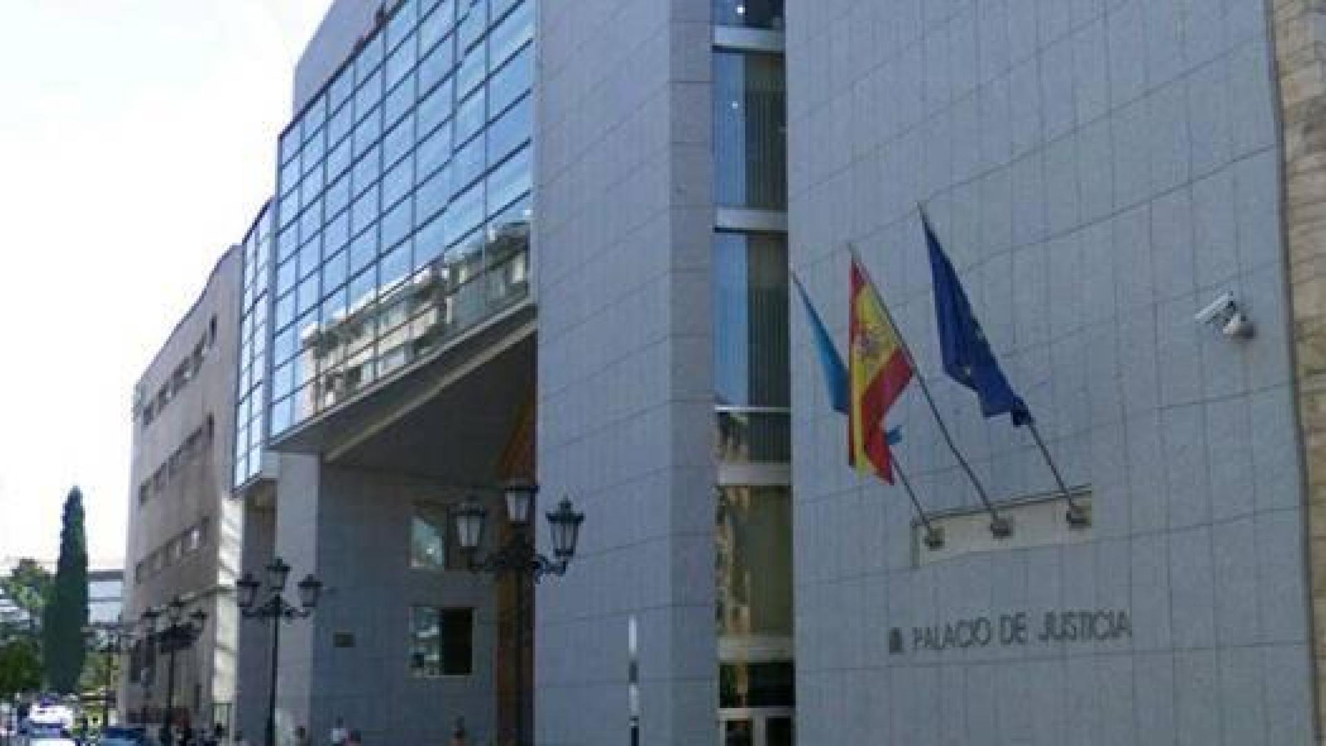 Cárcel para una médica por la muerte de una bebé que se tragó una palomita