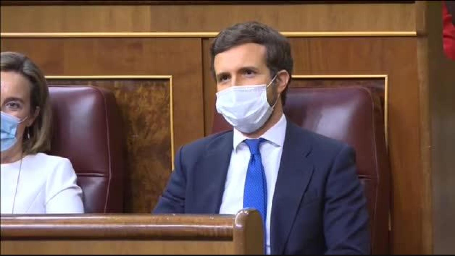 Casado a Sánchez: "Deje de meter la cabeza en el suelo como una avestruz porque su empecinamiento cuesta vidas"