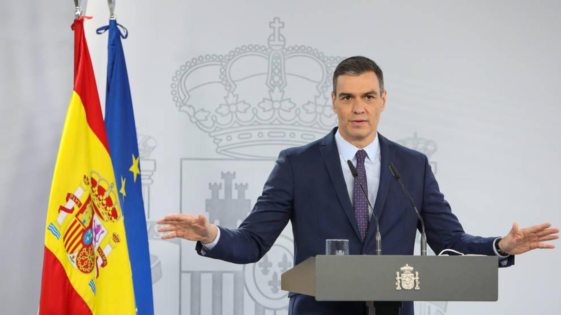 El presidente del Gobierno, Pedro Sánchez, interviene en una rueda de prensa tras la reunión del Consejo de Ministros en Moncloa.