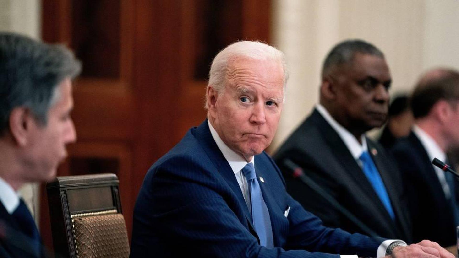 Biden pide detener la violencia entre comunidades en Jerusalén