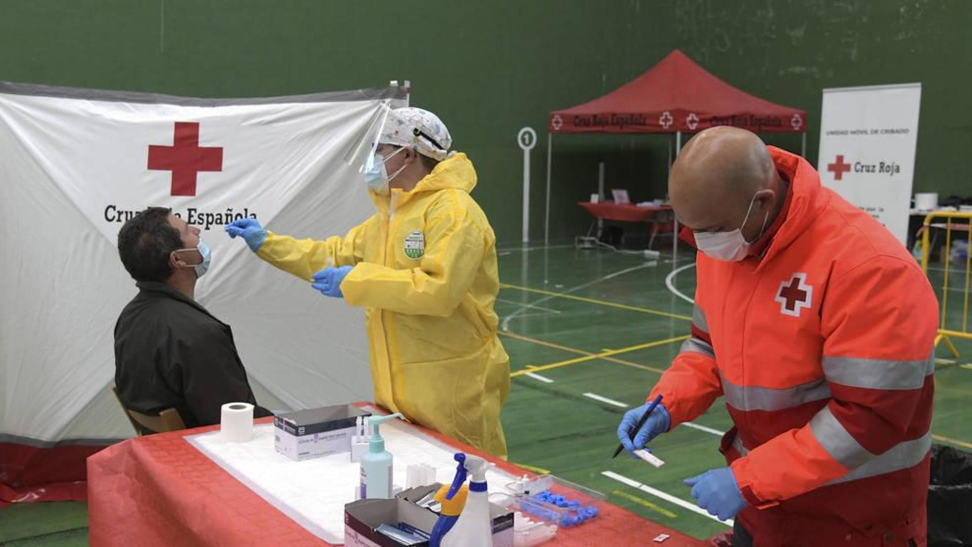 Según Cruz Roja, liberalizar las patentes de las vacunas salvaría muchas vidas