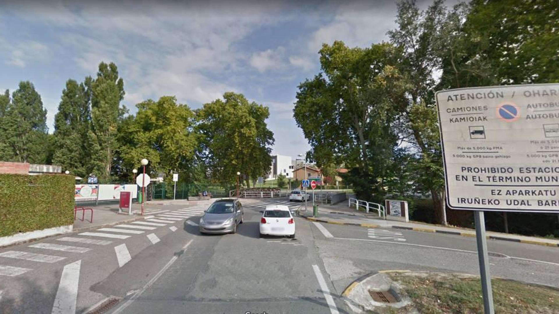 Atascos en el primer día de obras en la carretera NA-6001 Esquíroz-Imárcoain