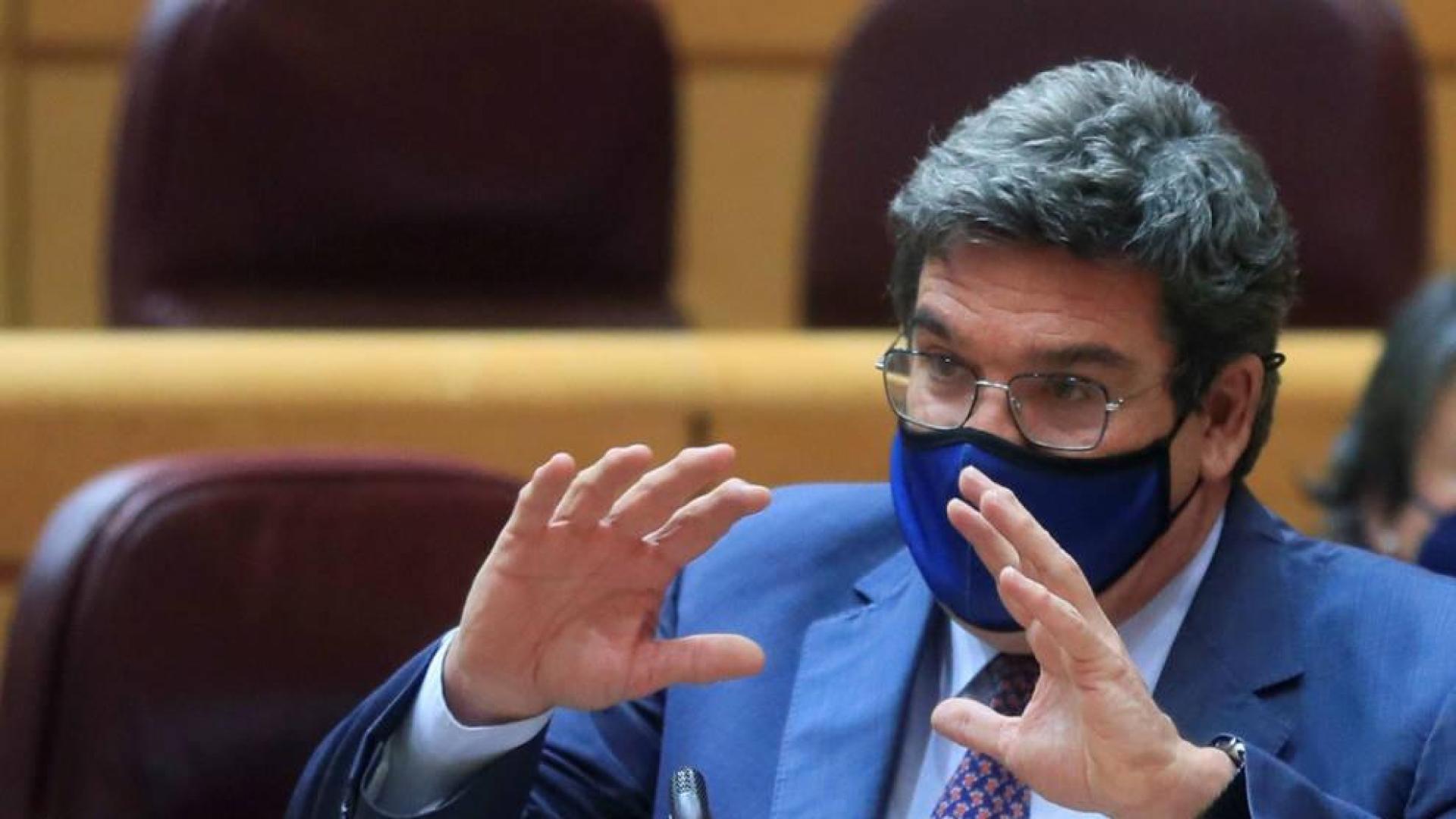 El Gobierno cede a la presión de los agentes sociales para ampliar los ERTE con un acuerdo