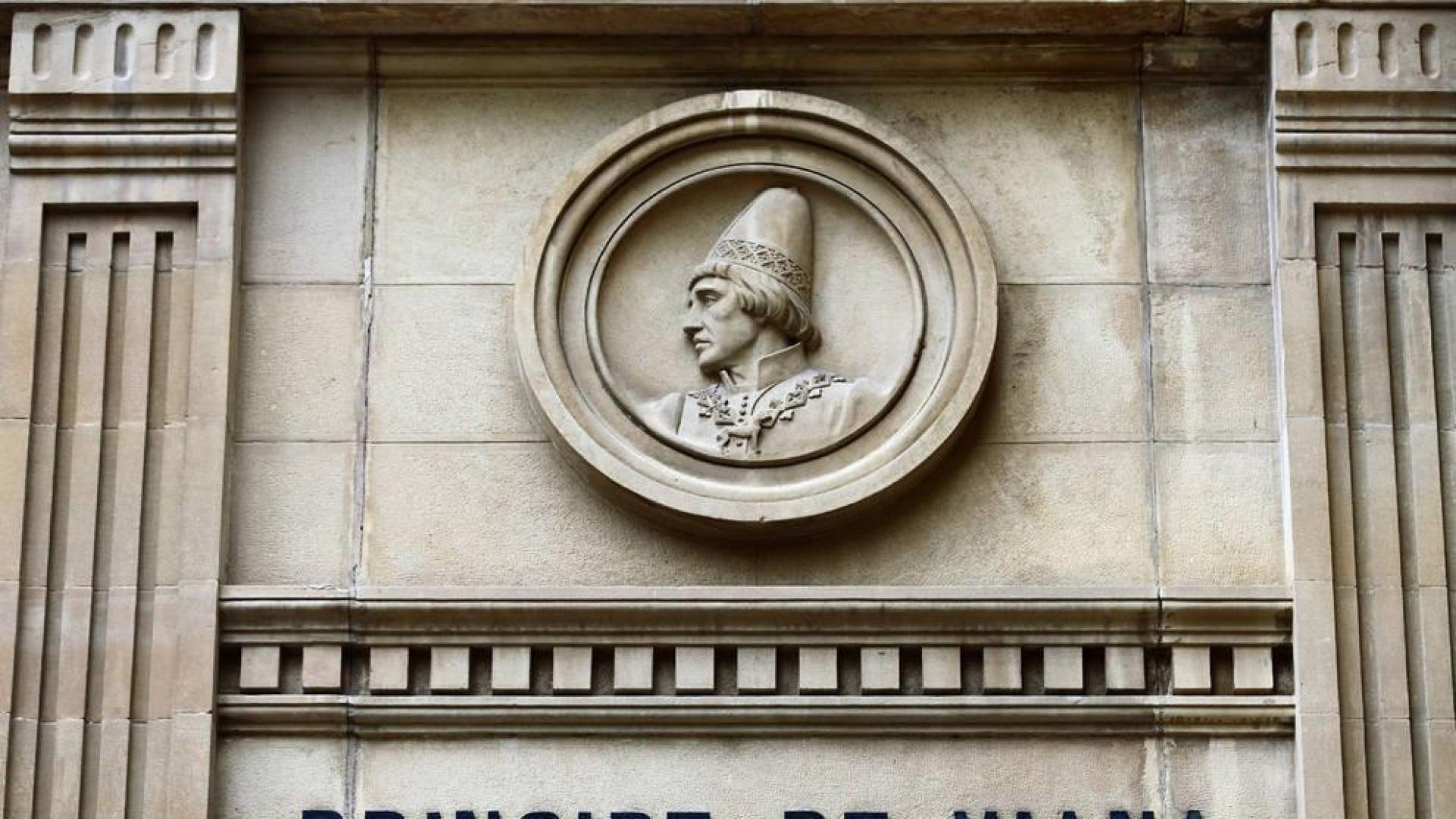 Carlos, el príncipe que ganó la fama